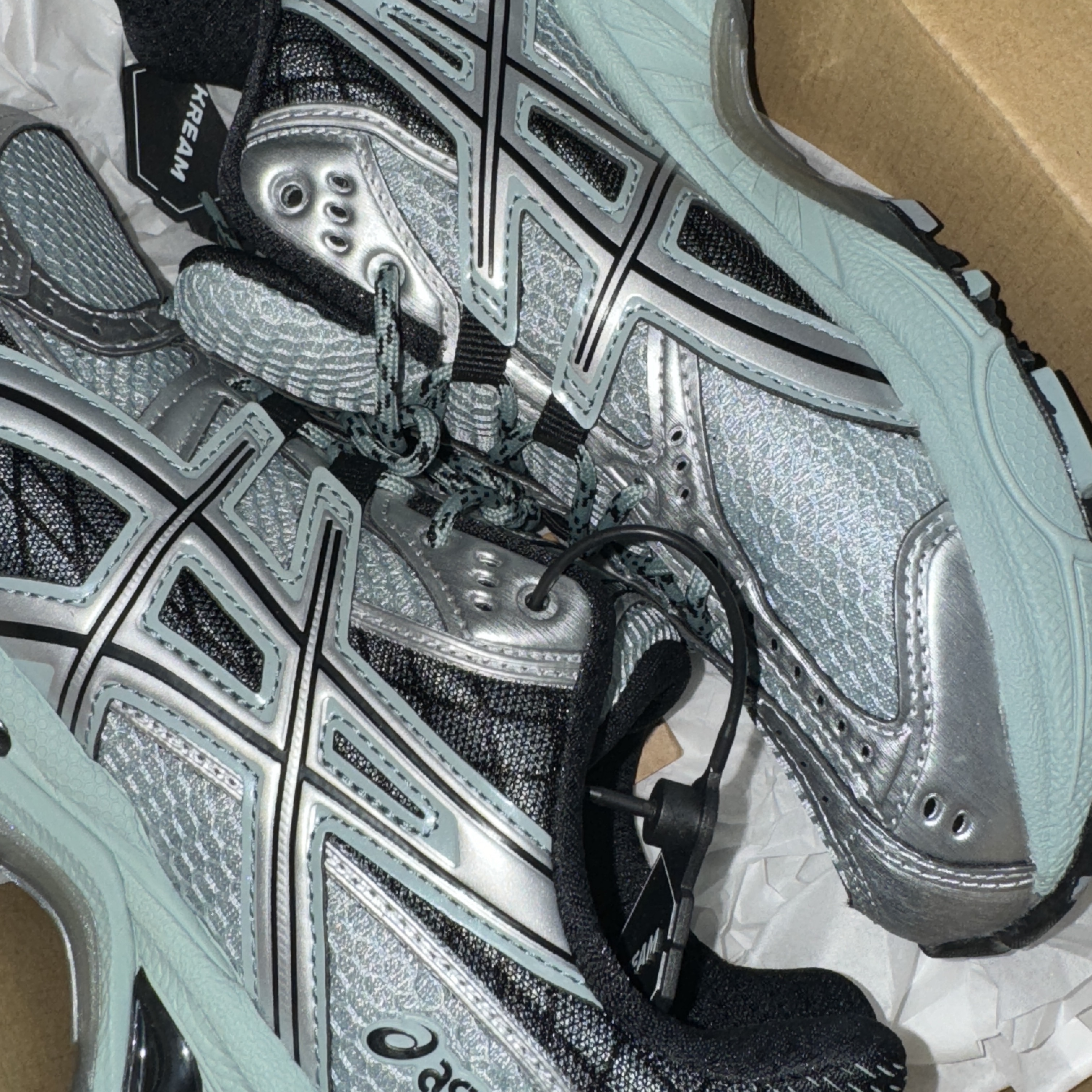 Asics Gel-Nimbus 10.1 Ocean Haze Pure Silver 착용 스타일 - 2