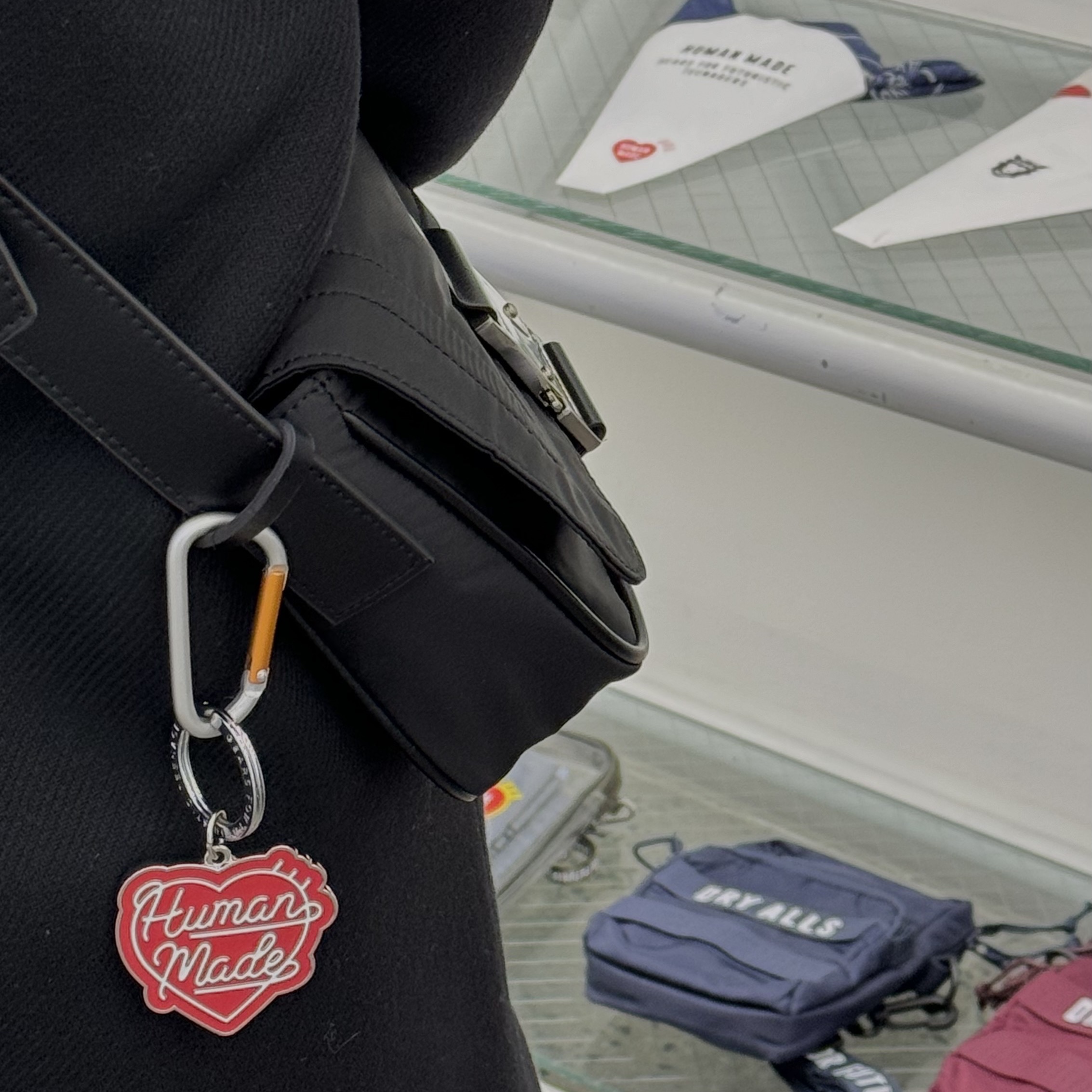 Human Made Heart Keyring Red, Matin Kim Mini Buckle Bag Black 착용 스타일