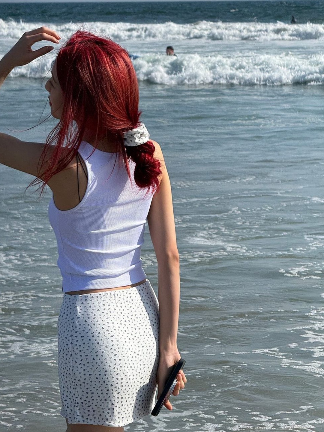 (W) Glowny Devon Eyelet Long Skirt White, (W) Glowny Button Fly Mini Skirt White 착용 스타일 - 3