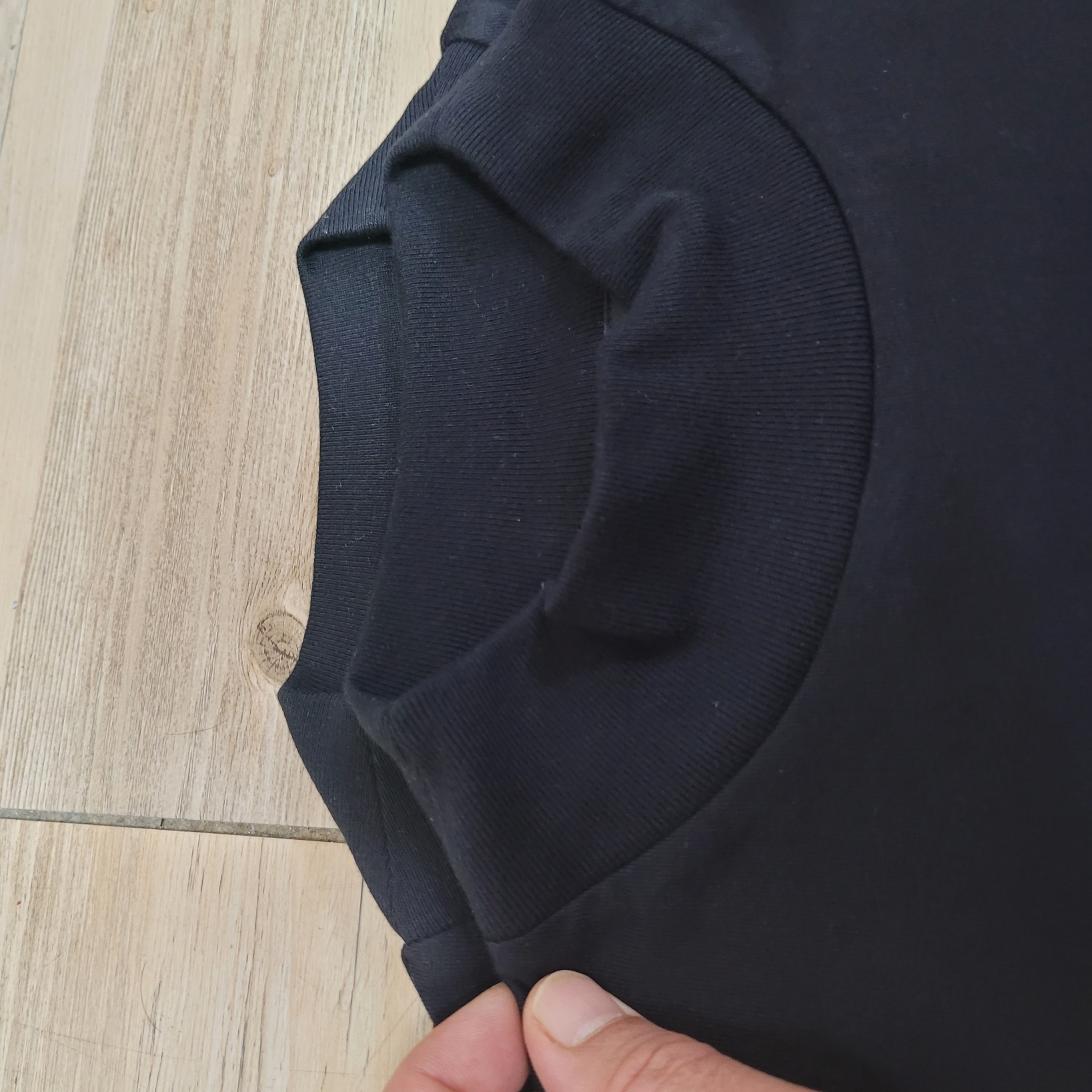 Essentials The Black Collection T-Shirt Black - 23SS 착용 스타일 - 4