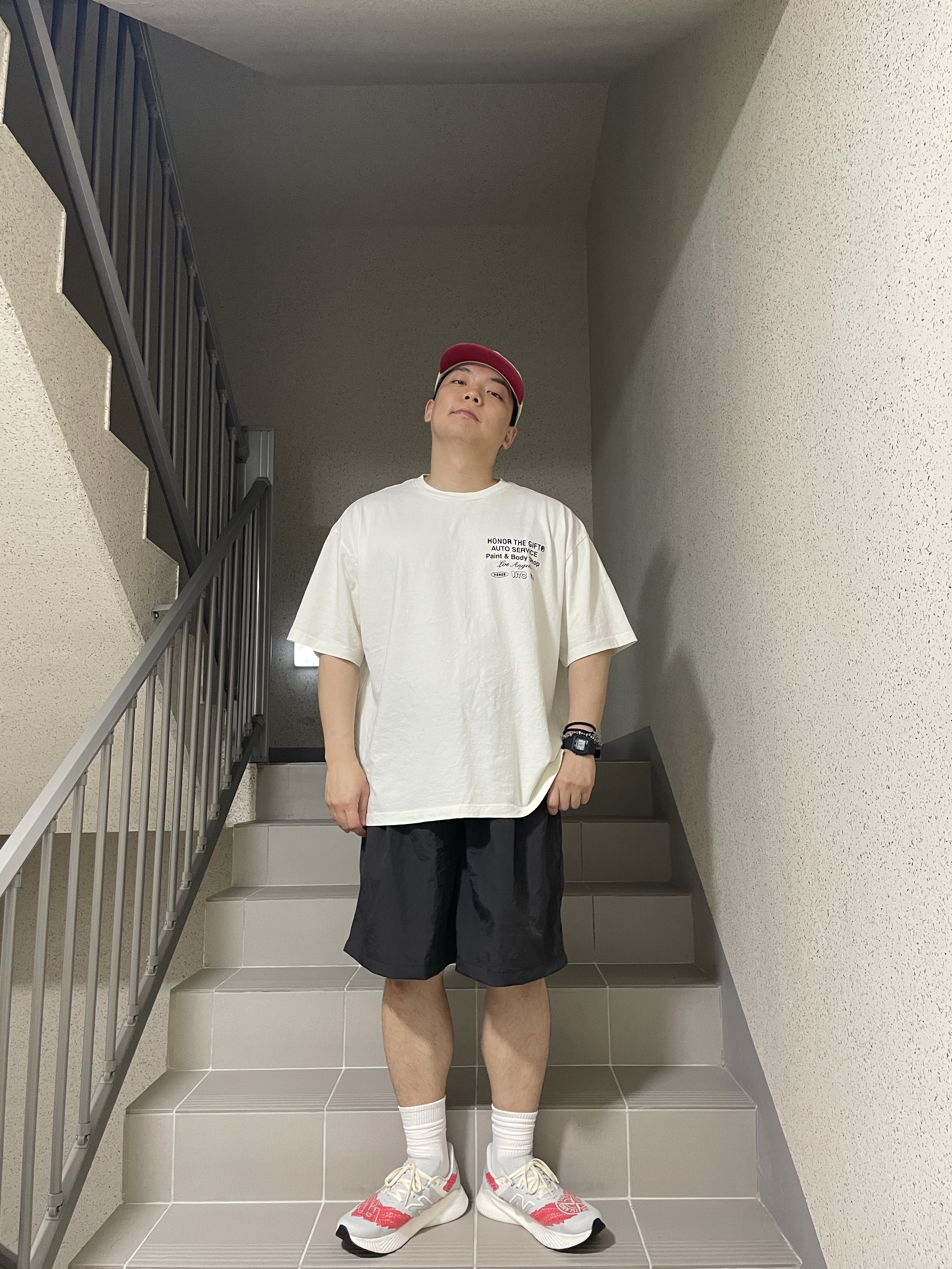 New Balance x Stone Island x Tokyo Design Studio FuelCell RC Elite v2 SI Red, Honor the Gift Inner City Auto Service SS Tee Bone 착용 스타일 - 5