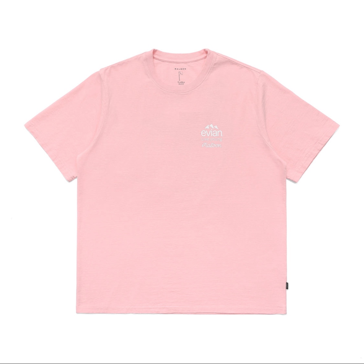 Malbon Golf x Evian T-Shirt Pink 착용 스타일 - 2
