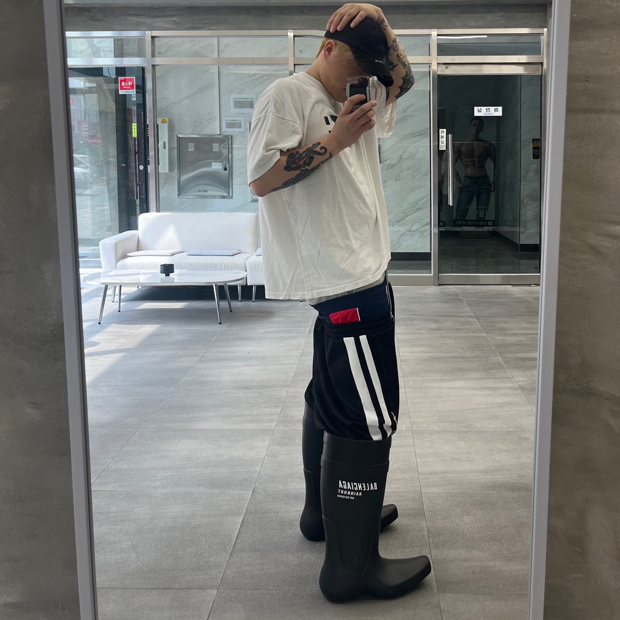 Project G/R 3 Layered Track Pants Black, Balenciaga Excavator Boot Black 착용 스타일