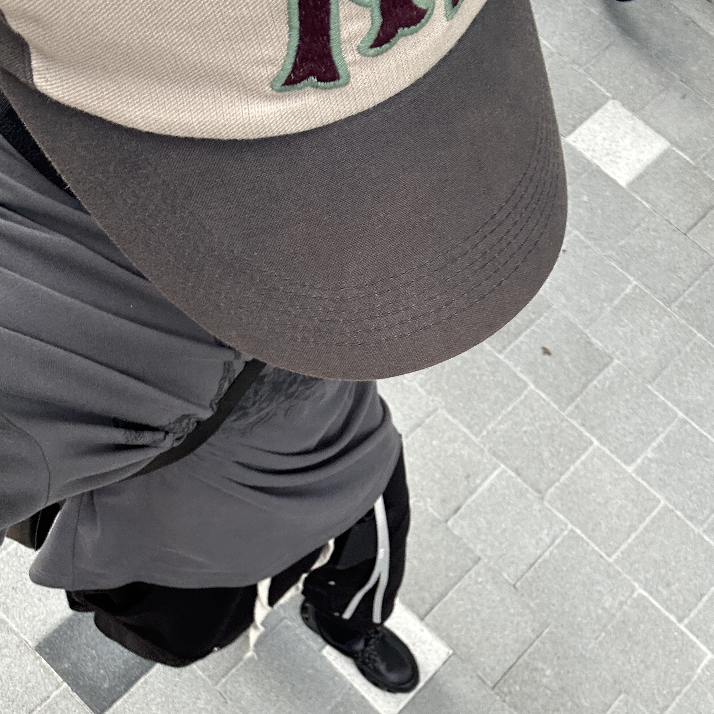 Casio G-Shock GM-5600B-1, Mizuno Wave Prophecy MOC Black 착용 스타일 - 2