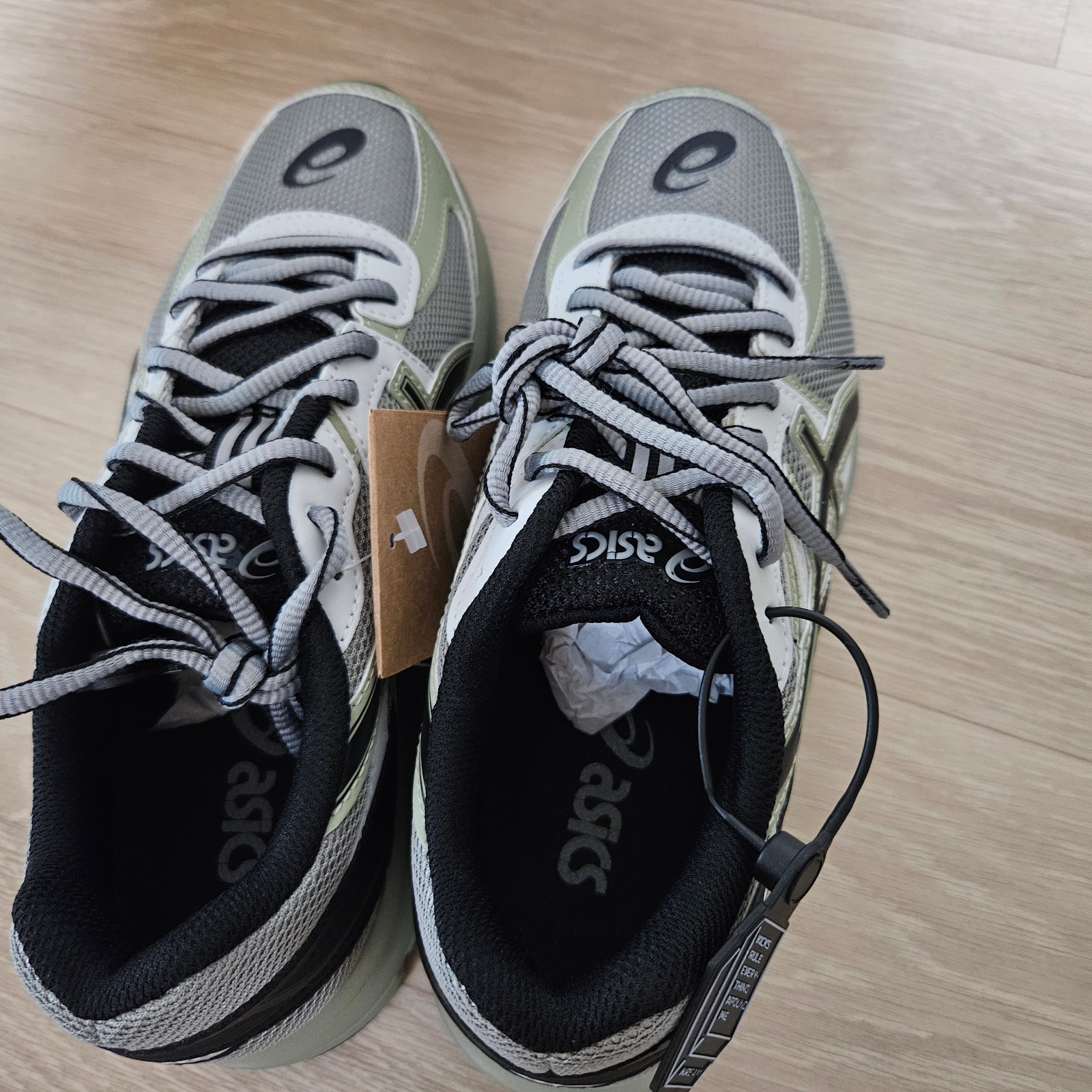 Asics Jog 100 S Sheet Rock - 2E Wide 착용 스타일