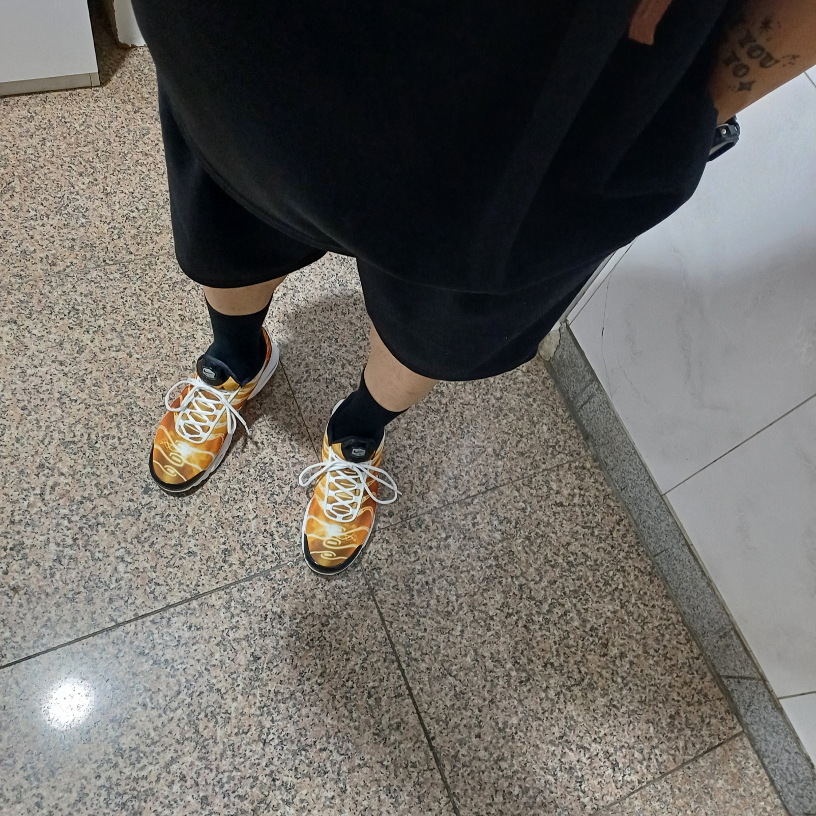 Nike Air Max Plus Light Photography 착용 스타일 - 1