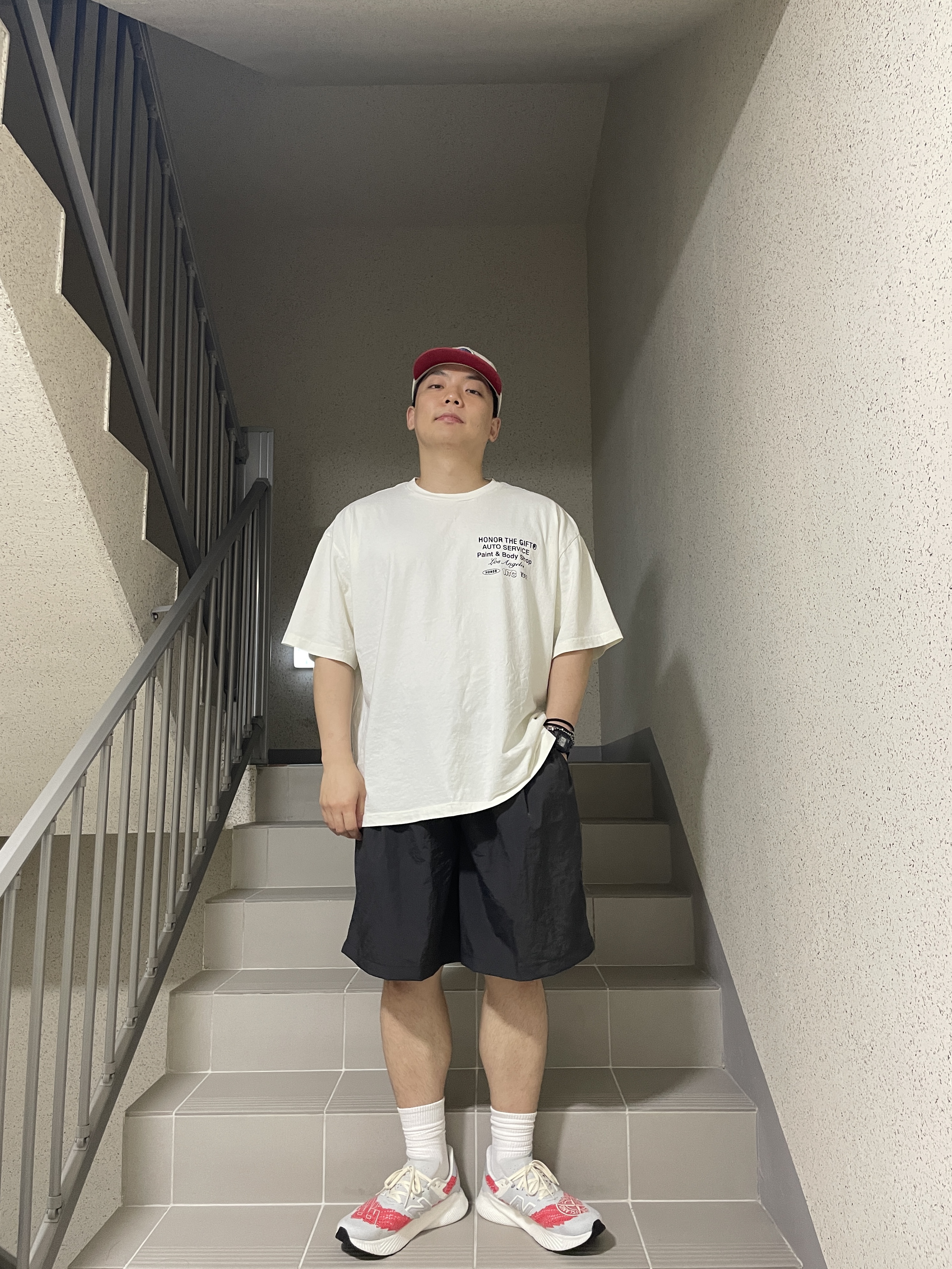 New Balance x Stone Island x Tokyo Design Studio FuelCell RC Elite v2 SI Red, Honor the Gift Inner City Auto Service SS Tee Bone 착용 스타일 - 4