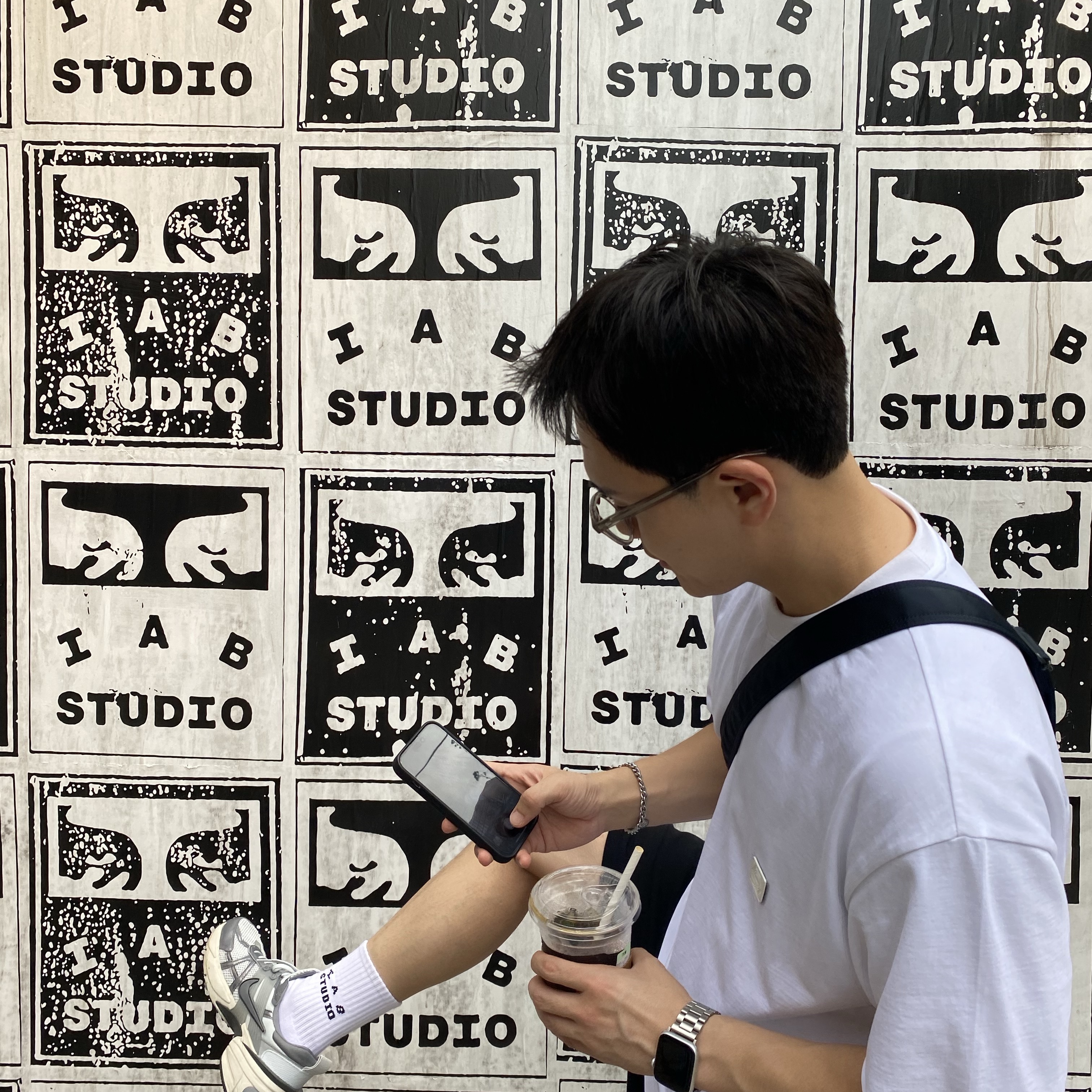 IAB Studio Socks White (5 Pack) 착용 스타일 - 2