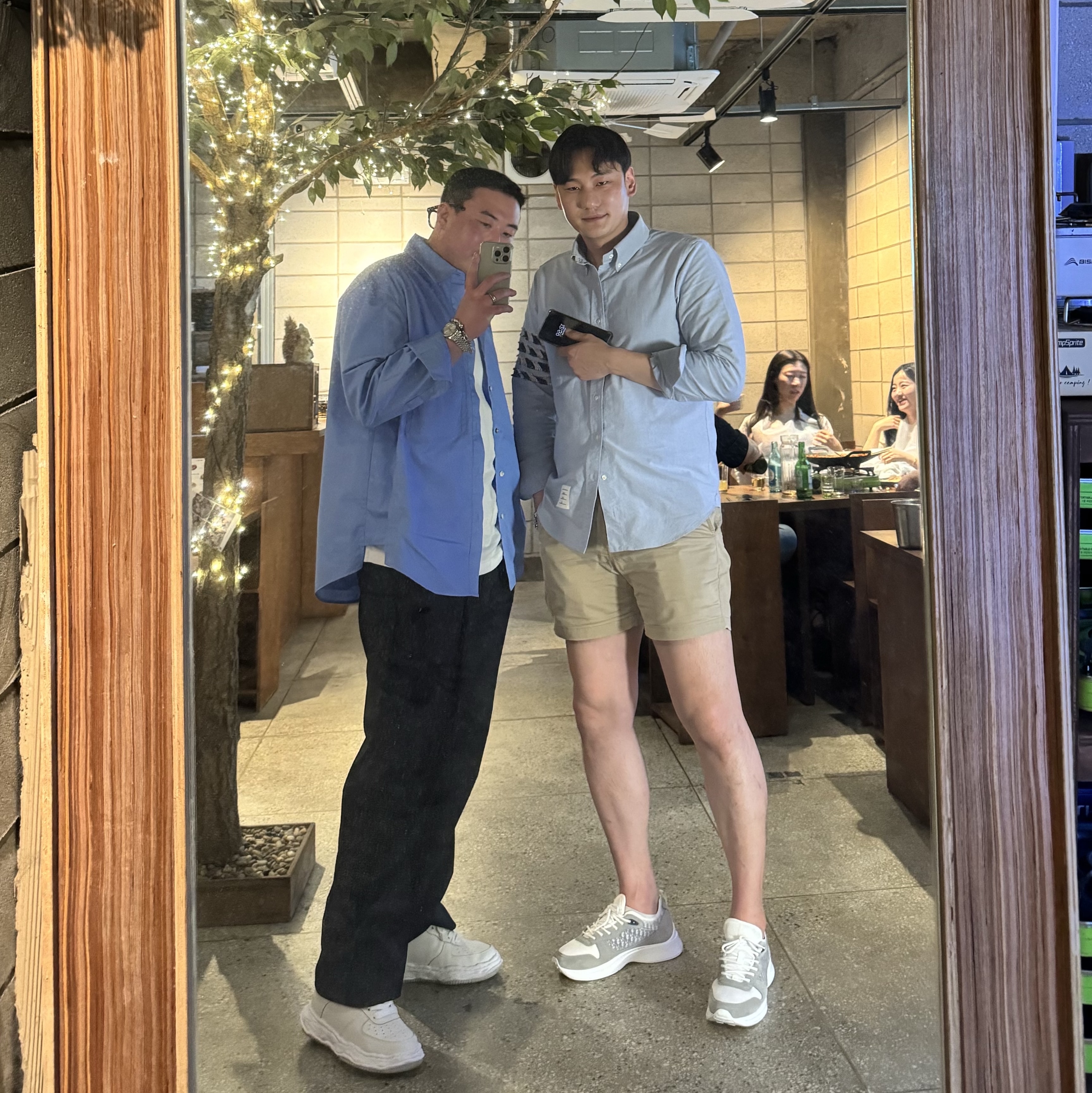 Wooyoungmi Cotton Back Logo Shirt Blue - 23SS, Maison Mihara Yasuhiro Wayne OG Sole Leather Low-top Sneakers White 착용 스타일