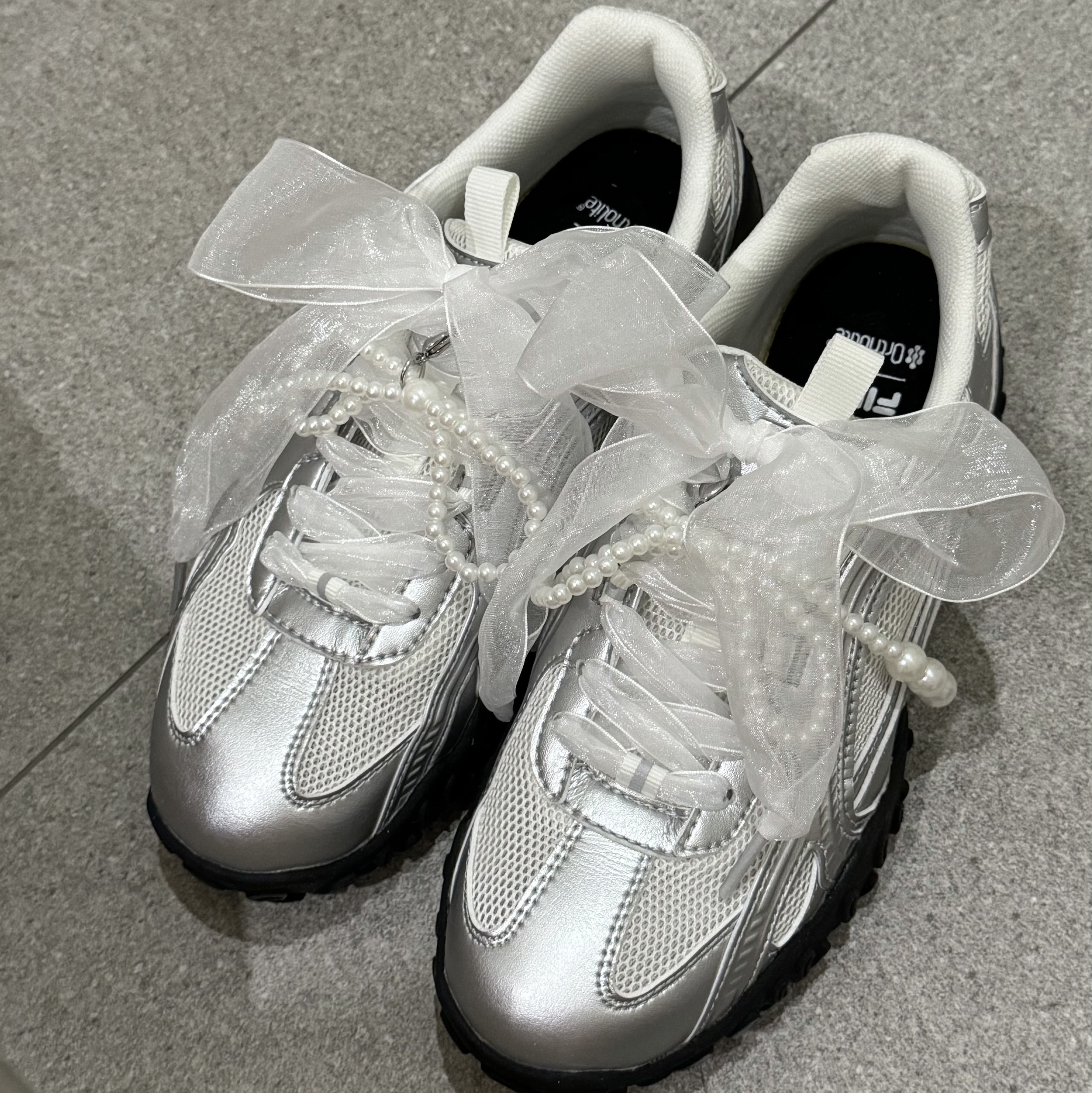 Fila Echappe MS Silver Moon 착용 스타일