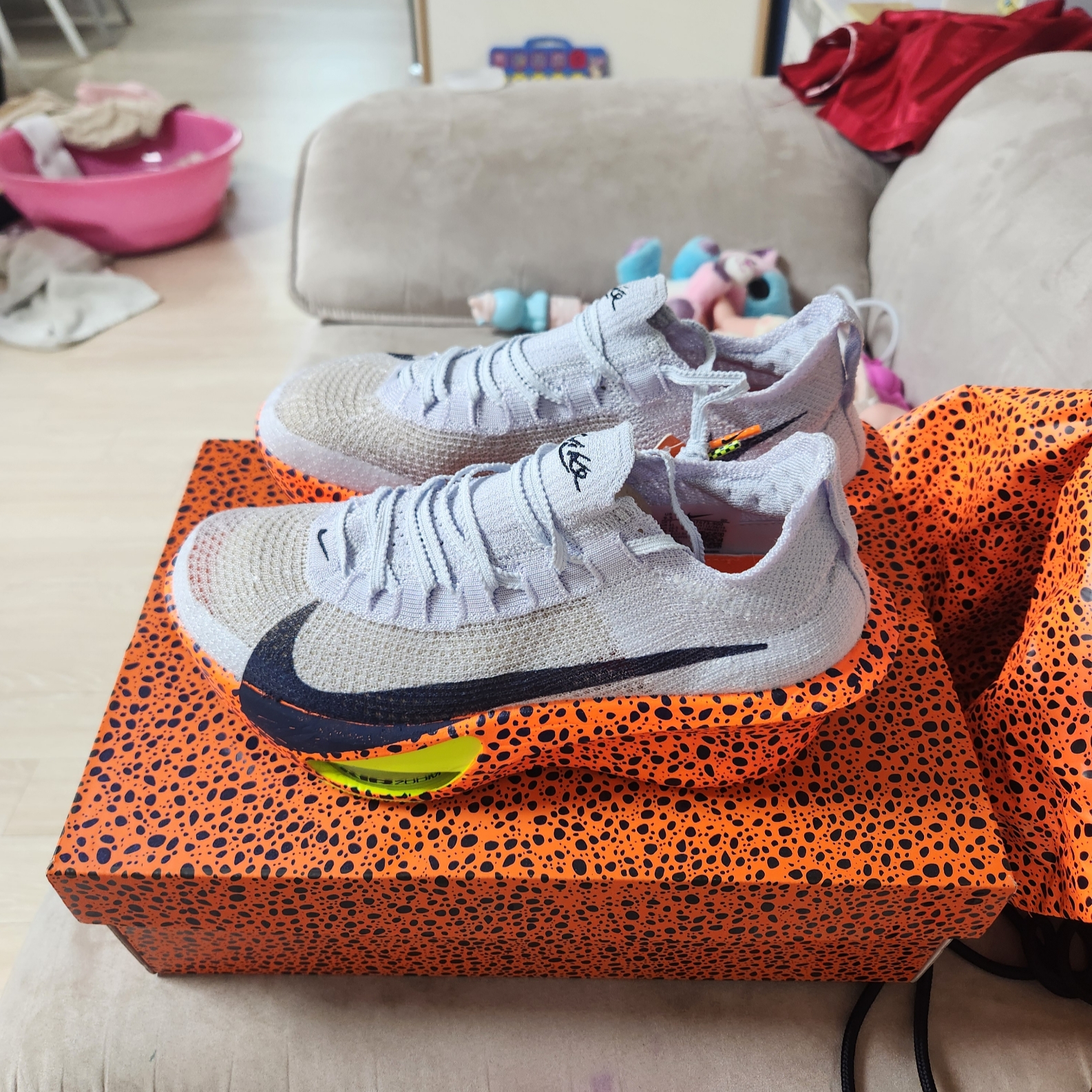 (W) Nike Air Zoom Alphafly Next% 3 Olympic Safari 착용 스타일 - 4