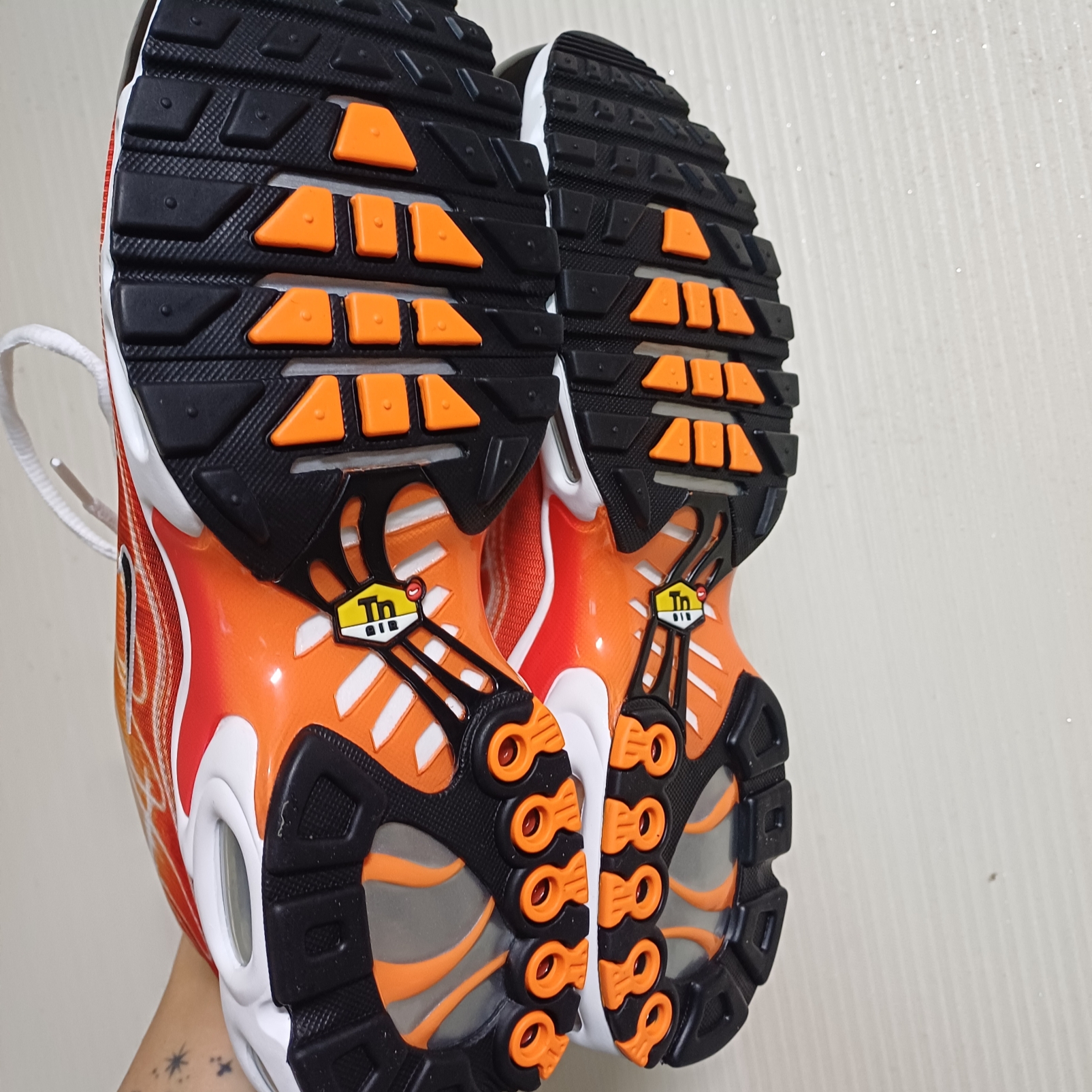 Nike Air Max Plus Light Photography 착용 스타일 - 2