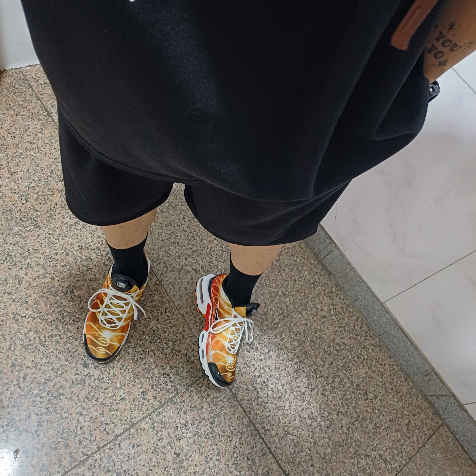 Nike Air Max Plus Light Photography 착용 스타일 - 2