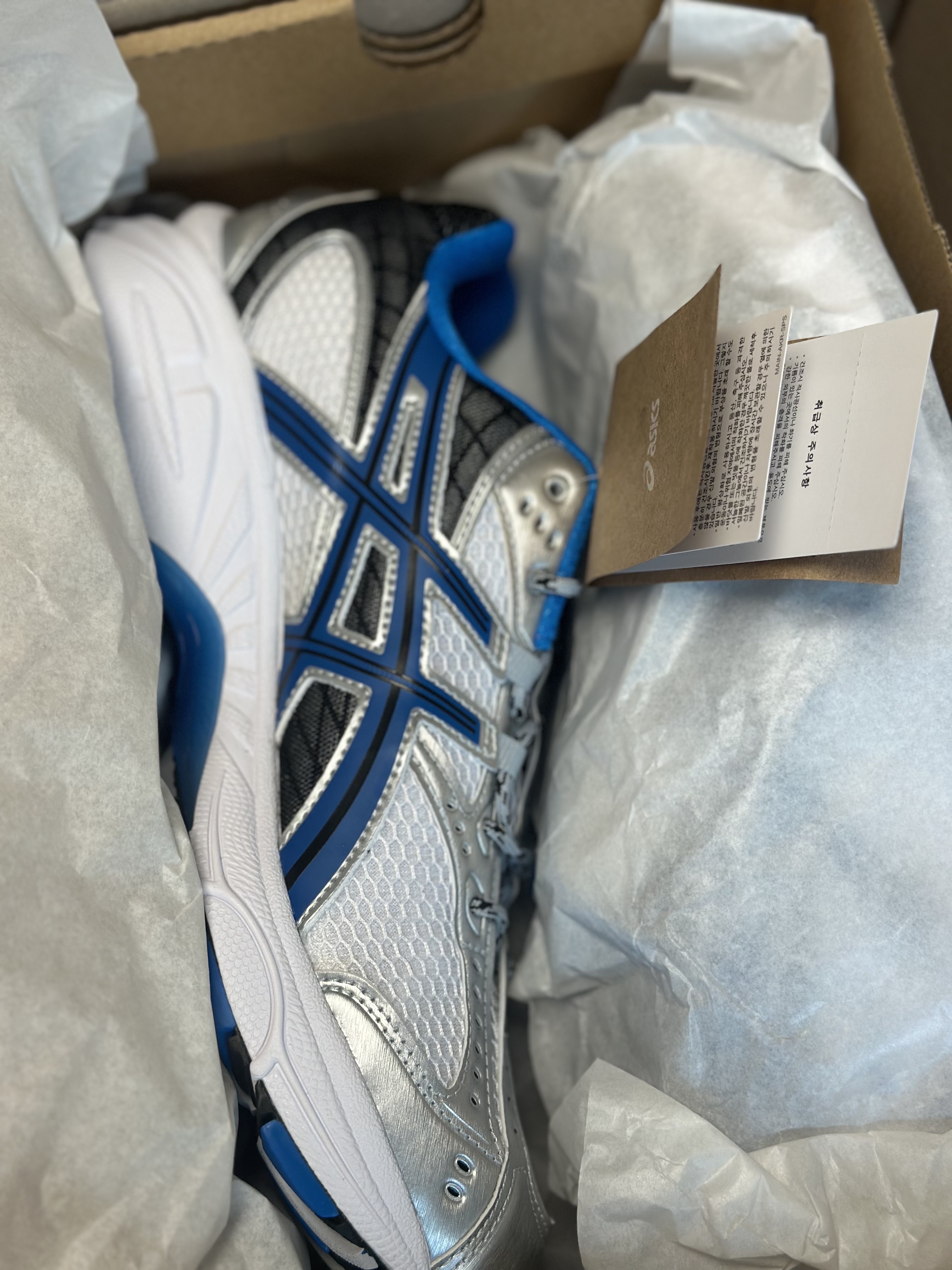 Asics Gel-Nimbus 10.1 White Directoire Blue 착용 스타일 - 1