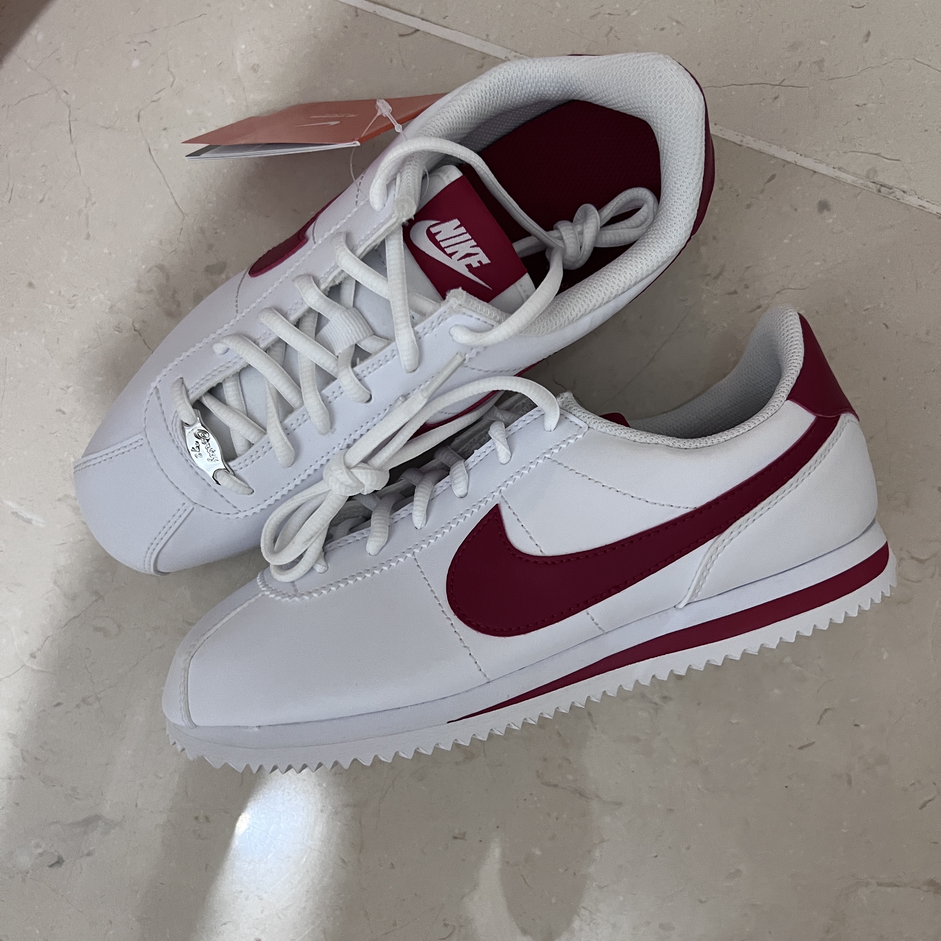 (GS) Nike Cortez Basic SL White Gym Red 착용 스타일