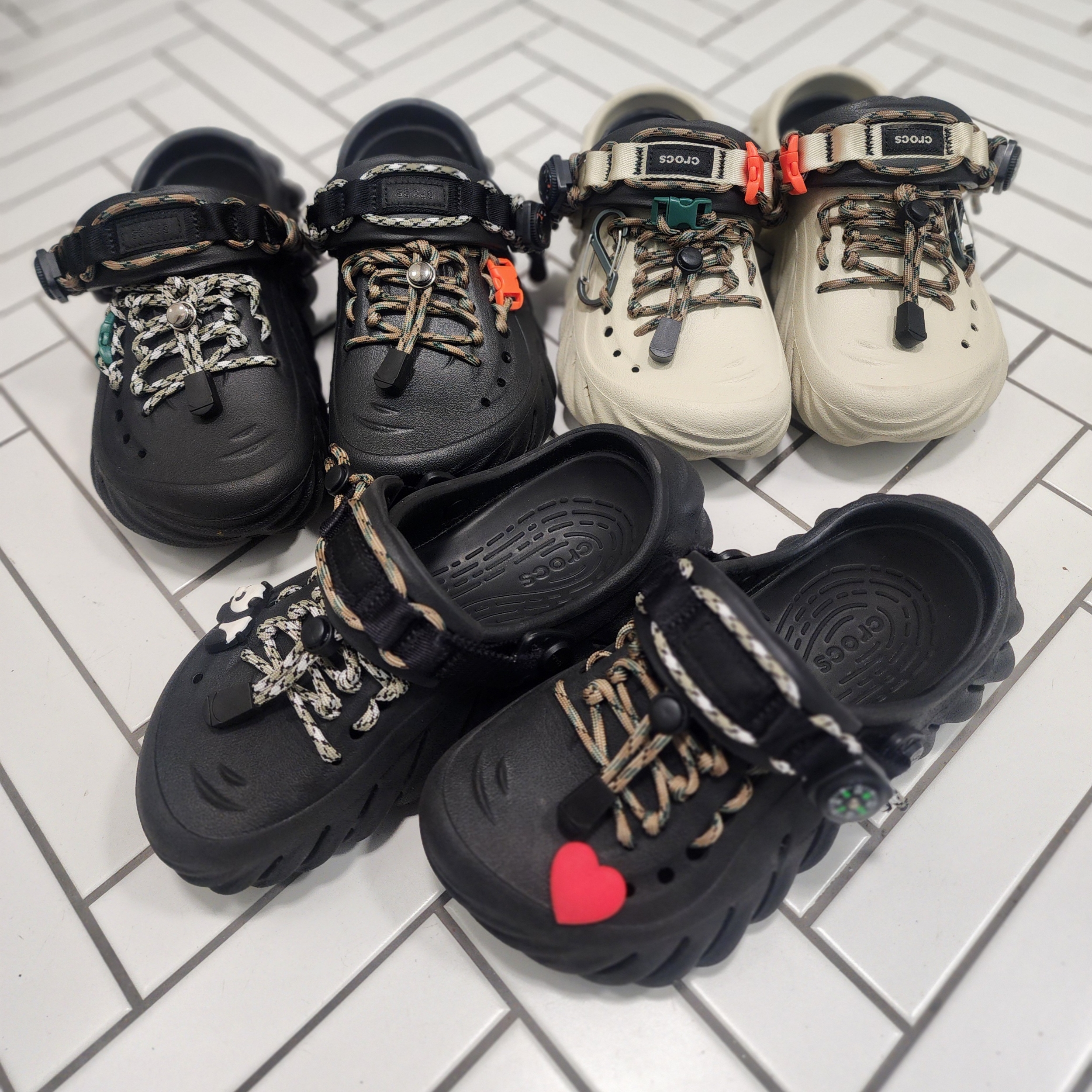 Crocs Echo Clog Bone Black, Crocs Echo Clog Black 착용 스타일