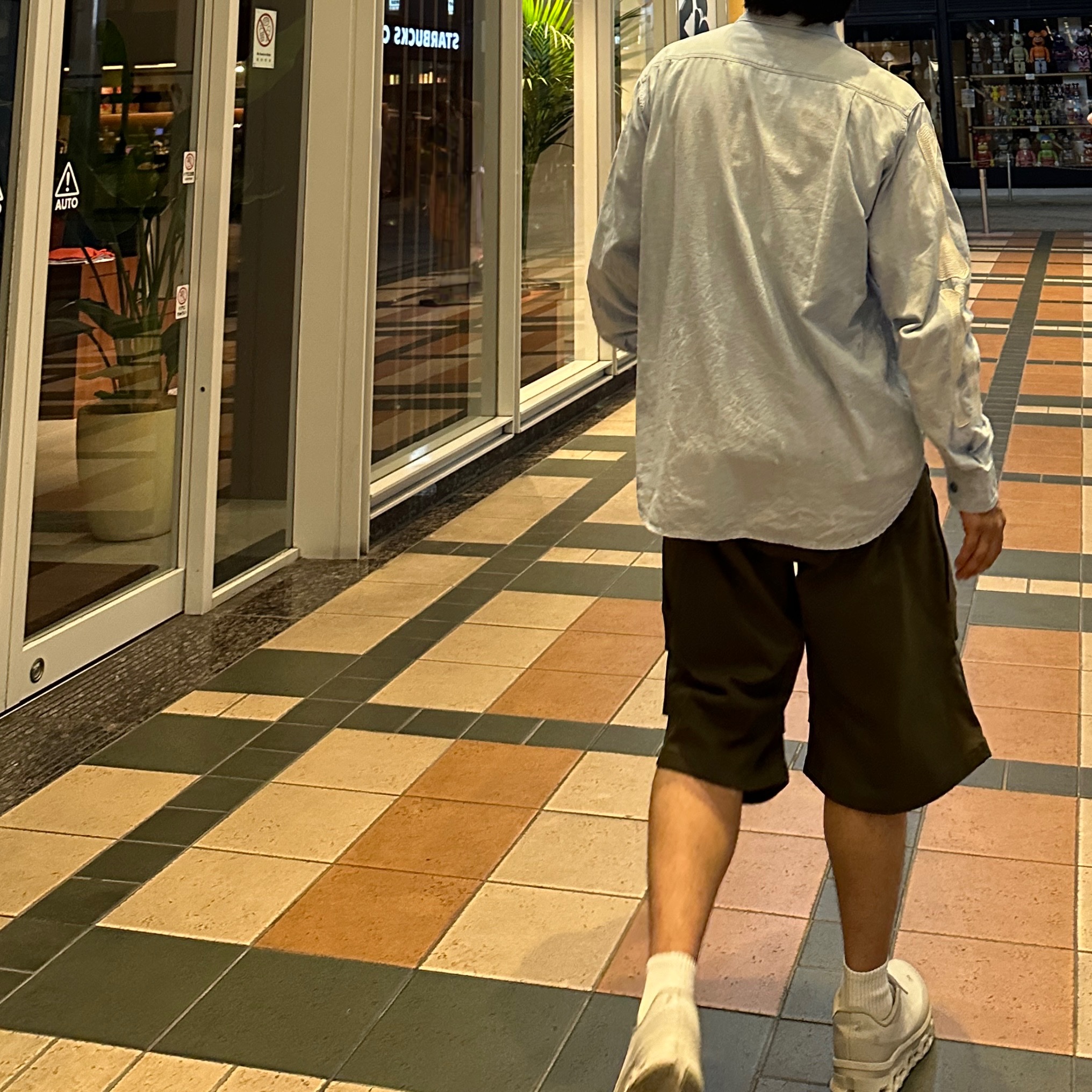 Kapital Chambray Work Shirt Bone Embroidery Saxophone, Nonnod Side Cargo Shorts Khaki 착용 스타일 - 3
