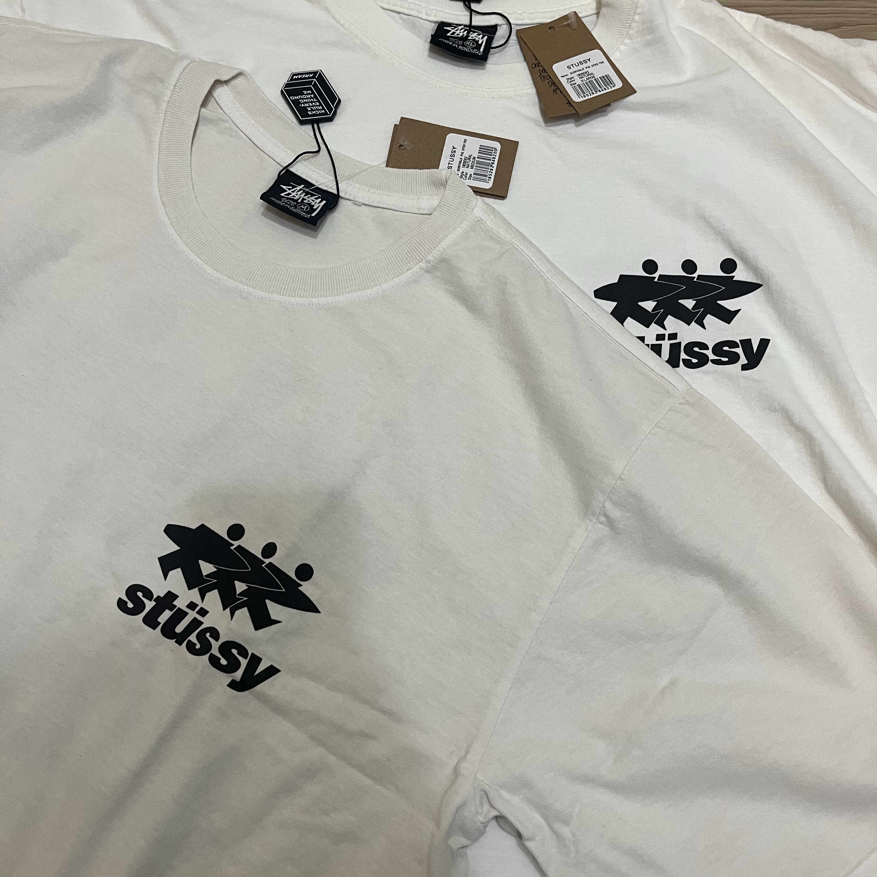 Stussy Surfwalk Pigment Dyed T-Shirt Natural 착용 스타일 - 1