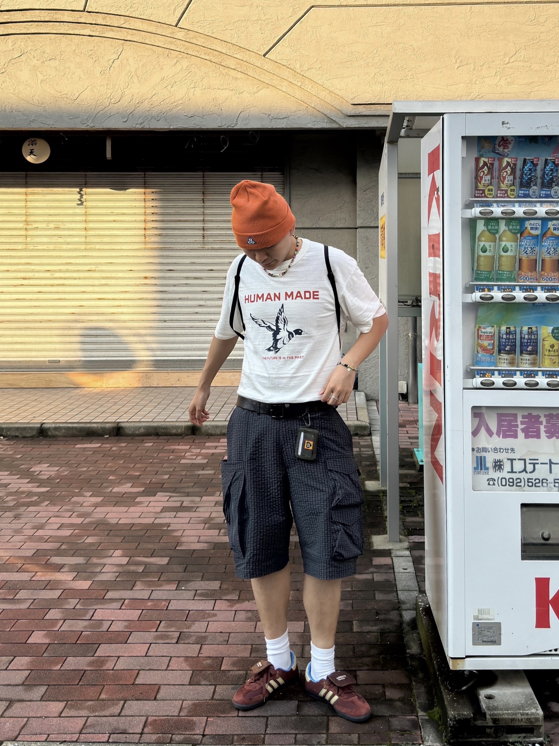 Human Made Graphic T-Shirt #19 White, Adidas x Wales Bonner Nylon Samba Fox Brown Sandy Beige 착용 스타일 - 4