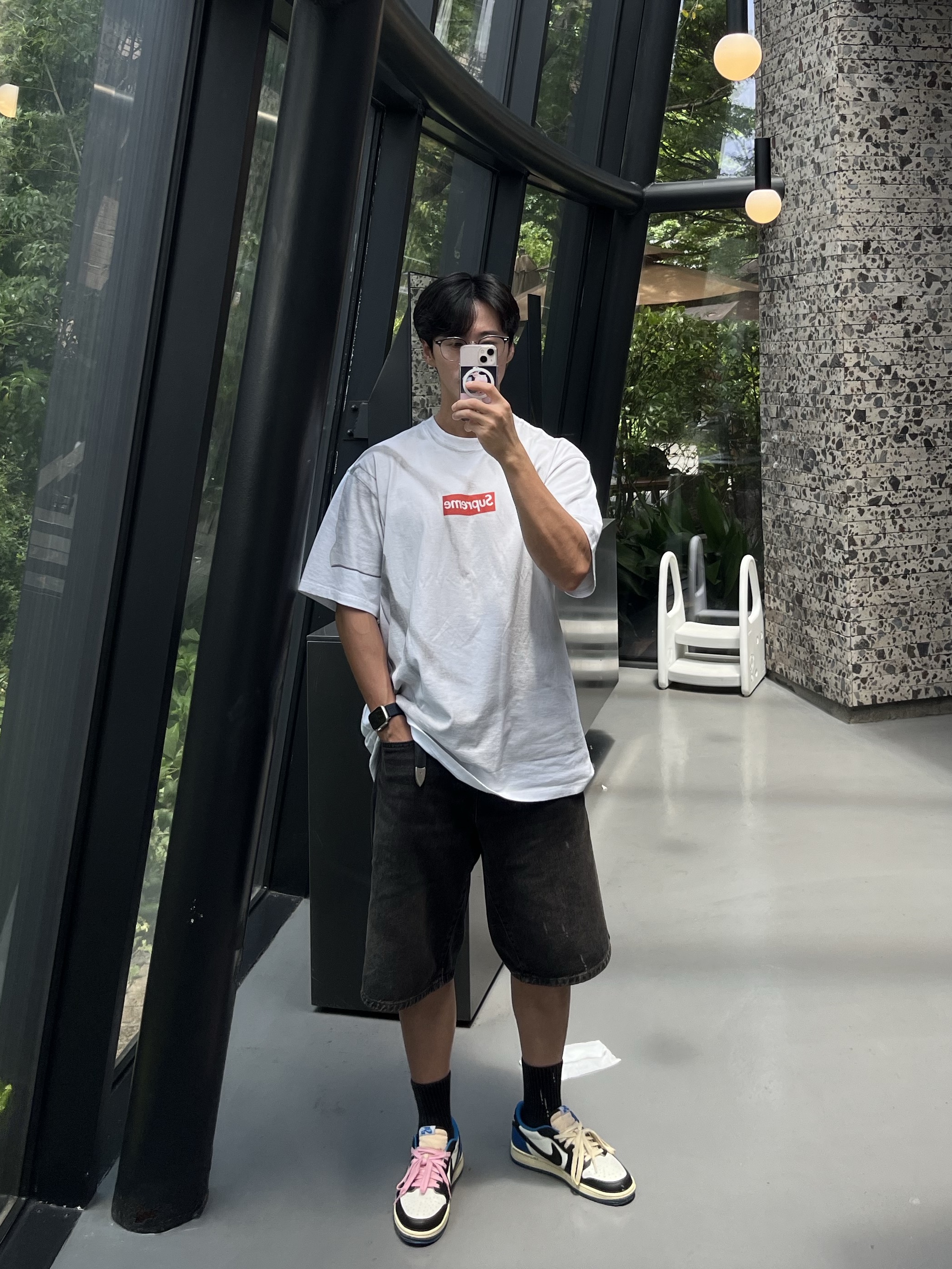 Supreme x MM6 Maison Margiela Box Logo T-Shirt White - 24SS, Our Legacy Belt 2cm Leather Black 착용 스타일
