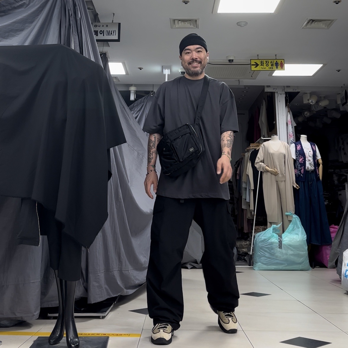 Nike x Stussy Air Penny II Rattan and Limestone 착용 스타일 - 4