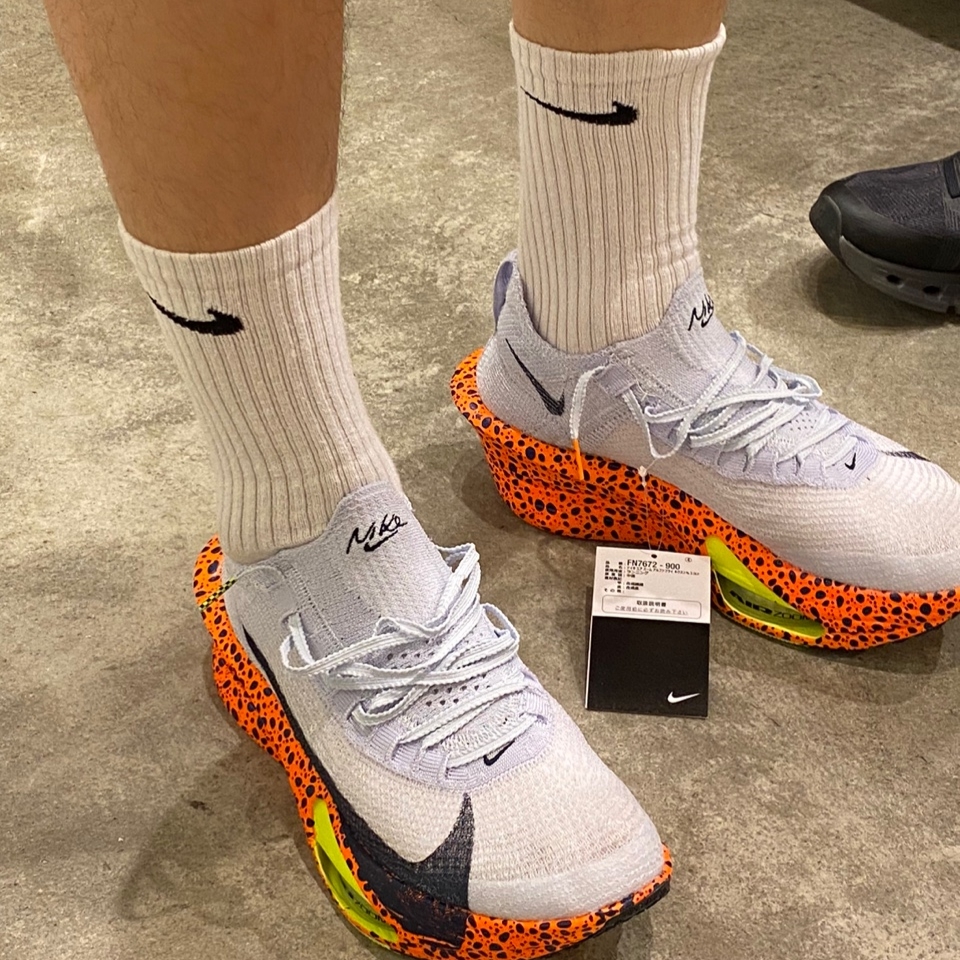 Nike Air Zoom Alphafly Next% 3 Olympic Safari 착용 스타일