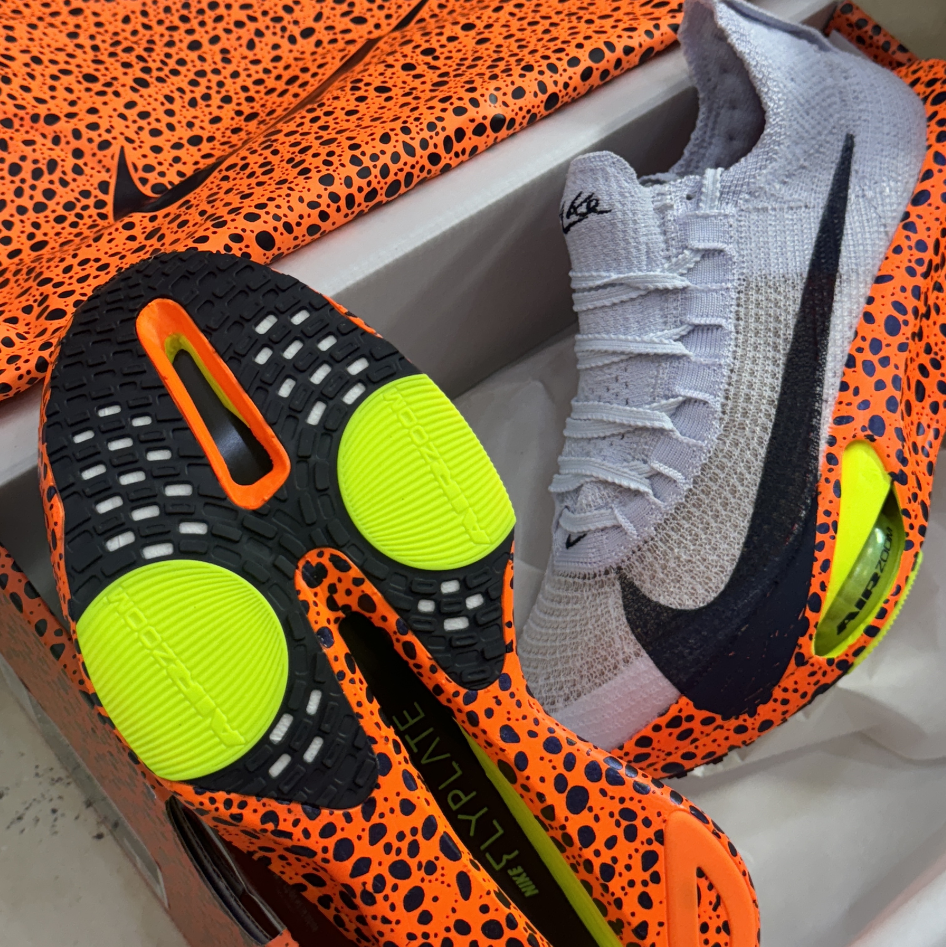 (W) Nike Air Zoom Alphafly Next% 3 Olympic Safari 착용 스타일 - 3