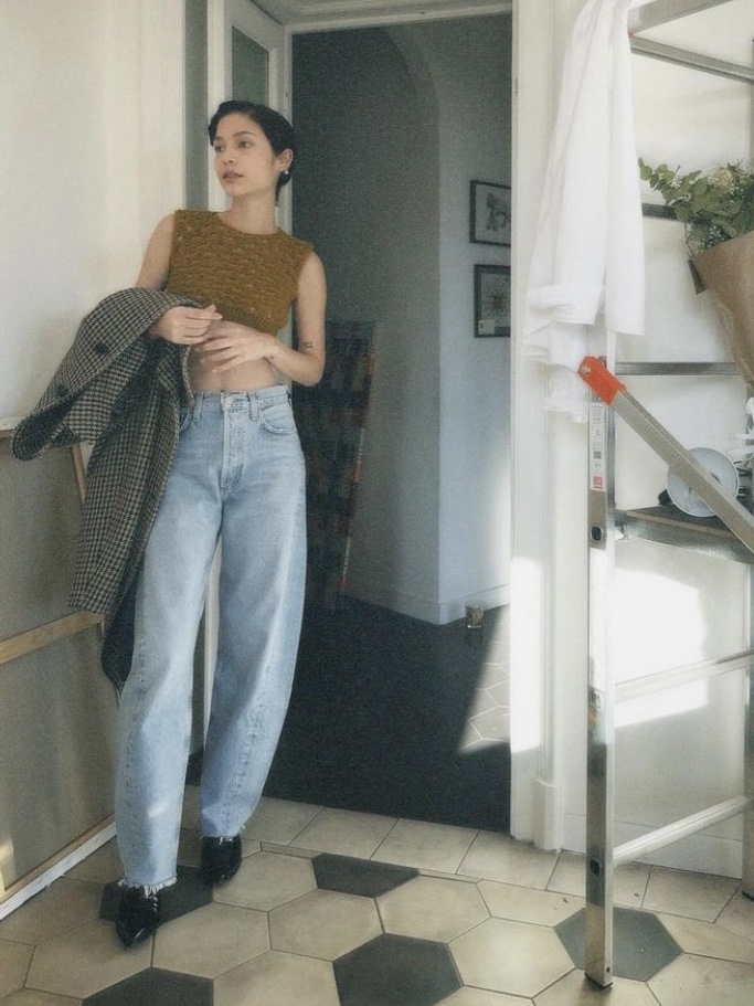 Agolde Women Luna Pieced Jean Void 착용 스타일