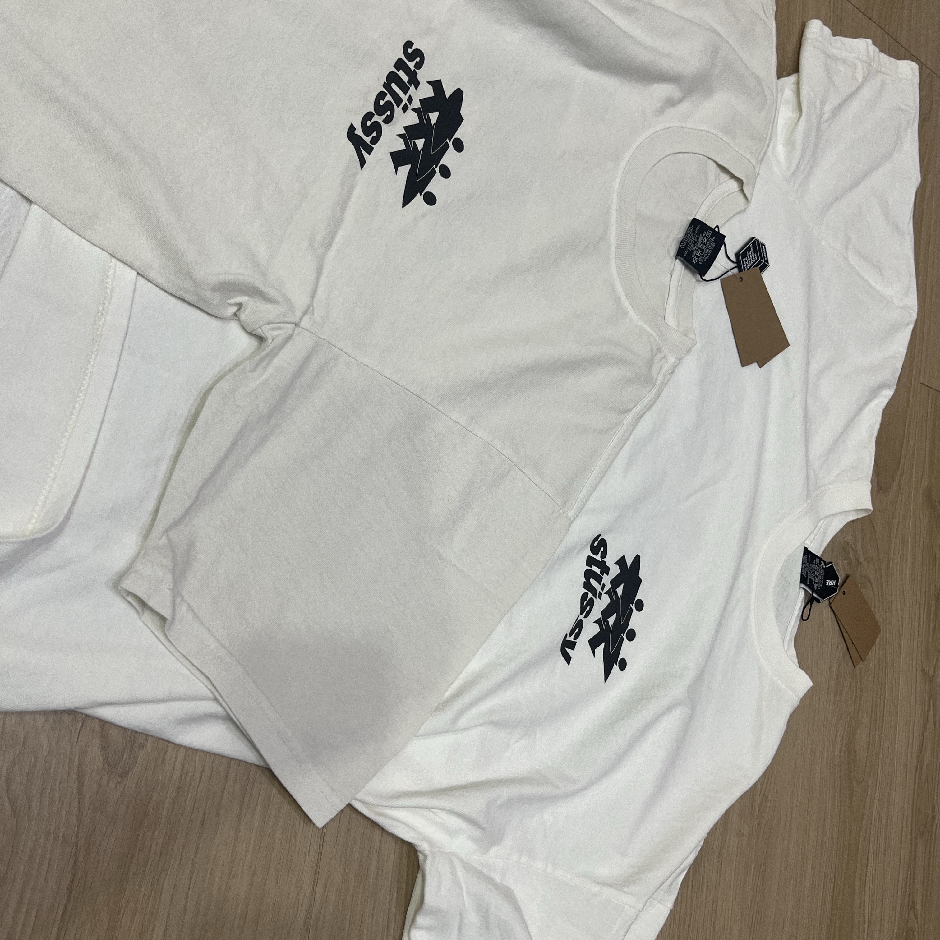 Stussy Surfwalk Pigment Dyed T-Shirt Natural 착용 스타일 - 4