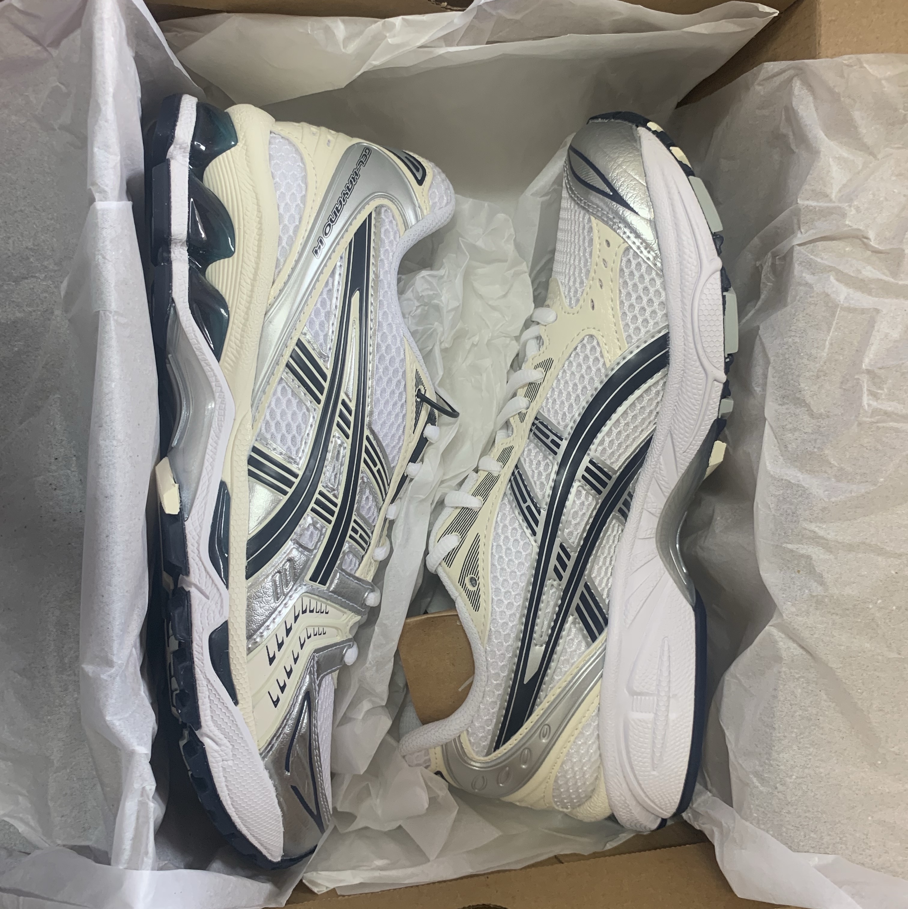 (W) Asics Gel-Kayano 14 White Midnight 착용 스타일 - 6