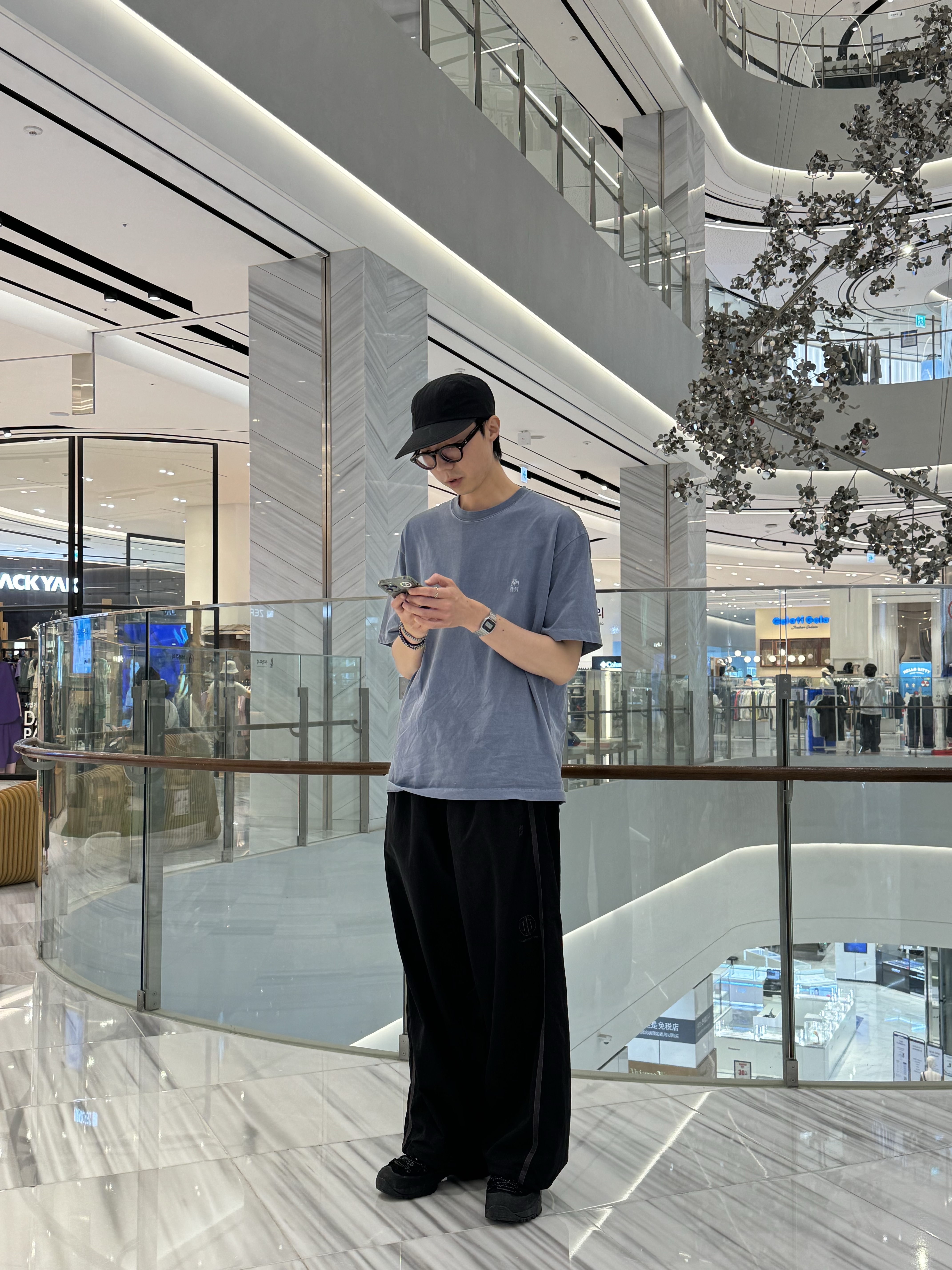 Polyteru Human Index Index Track Pants Black/Purple, LOSTGARDEN x Kolon Sport Ton Black 착용 스타일 - 1