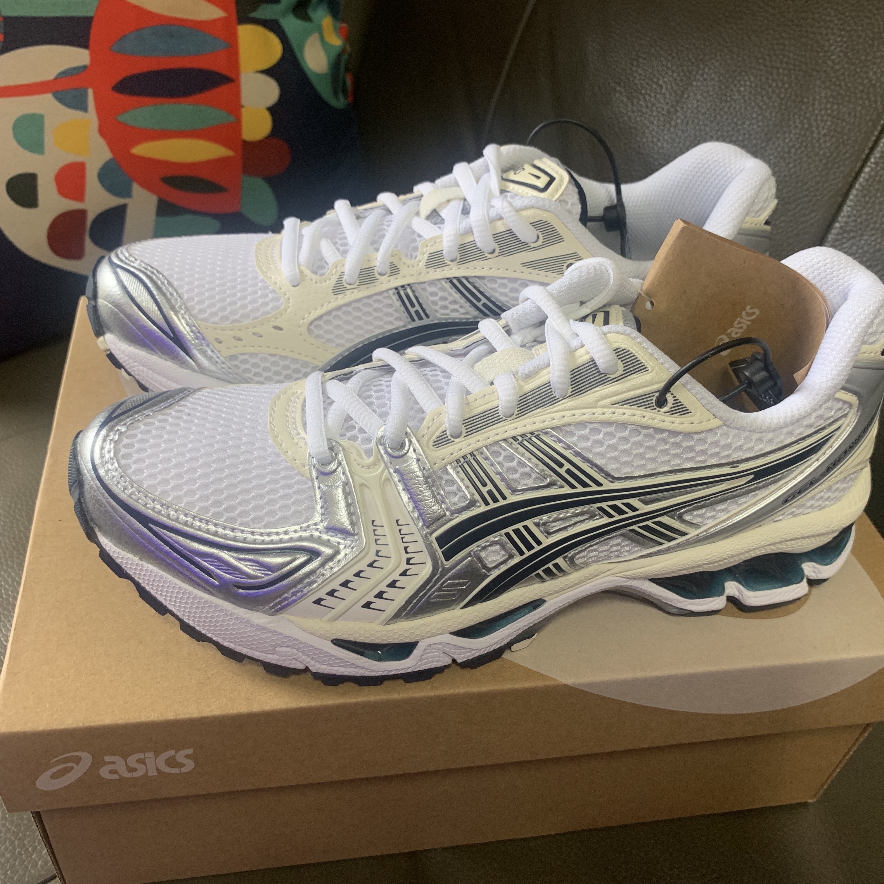 (W) Asics Gel-Kayano 14 White Midnight 착용 스타일 - 4