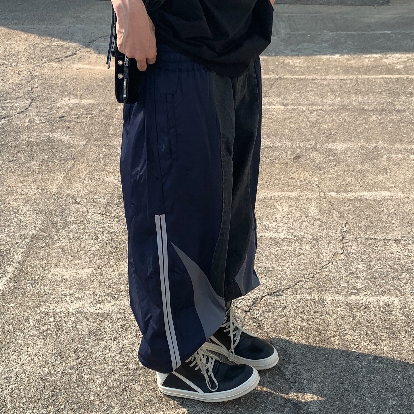 Civision by CSC Hybrid Track Pants Ver.2, Civision by CSC City Lives 49 T-Shirt Black 착용 스타일 - 6