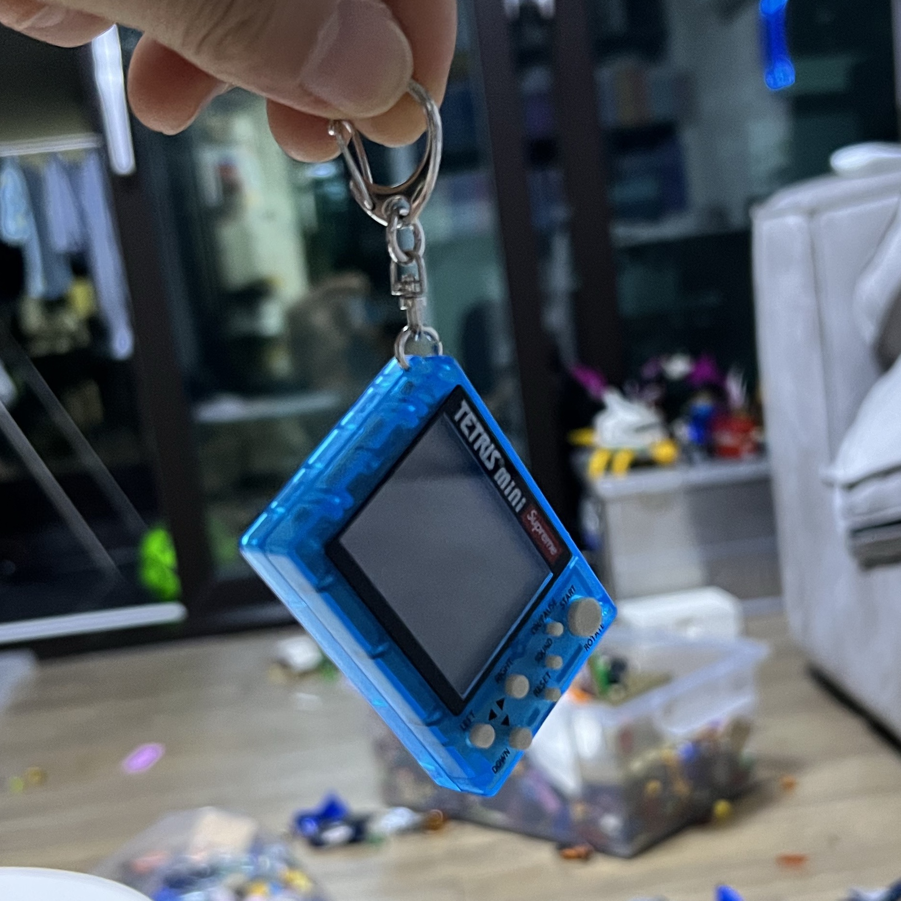 Supreme x Tetris Mini Blue - 24SS (Korean Ver.) 착용 스타일 - 1