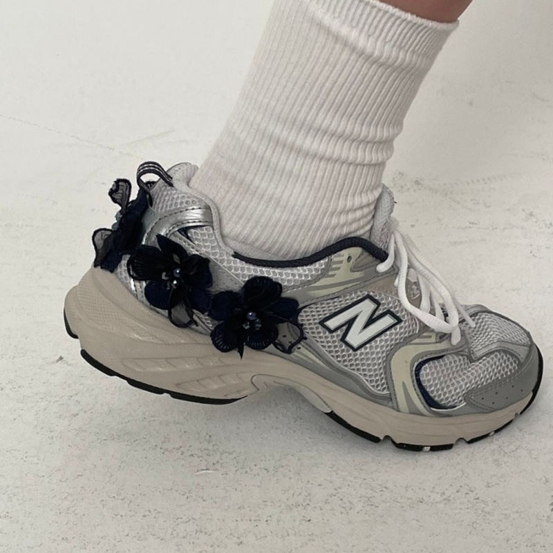 New Balance 530 Steel Grey 착용 스타일 - 2