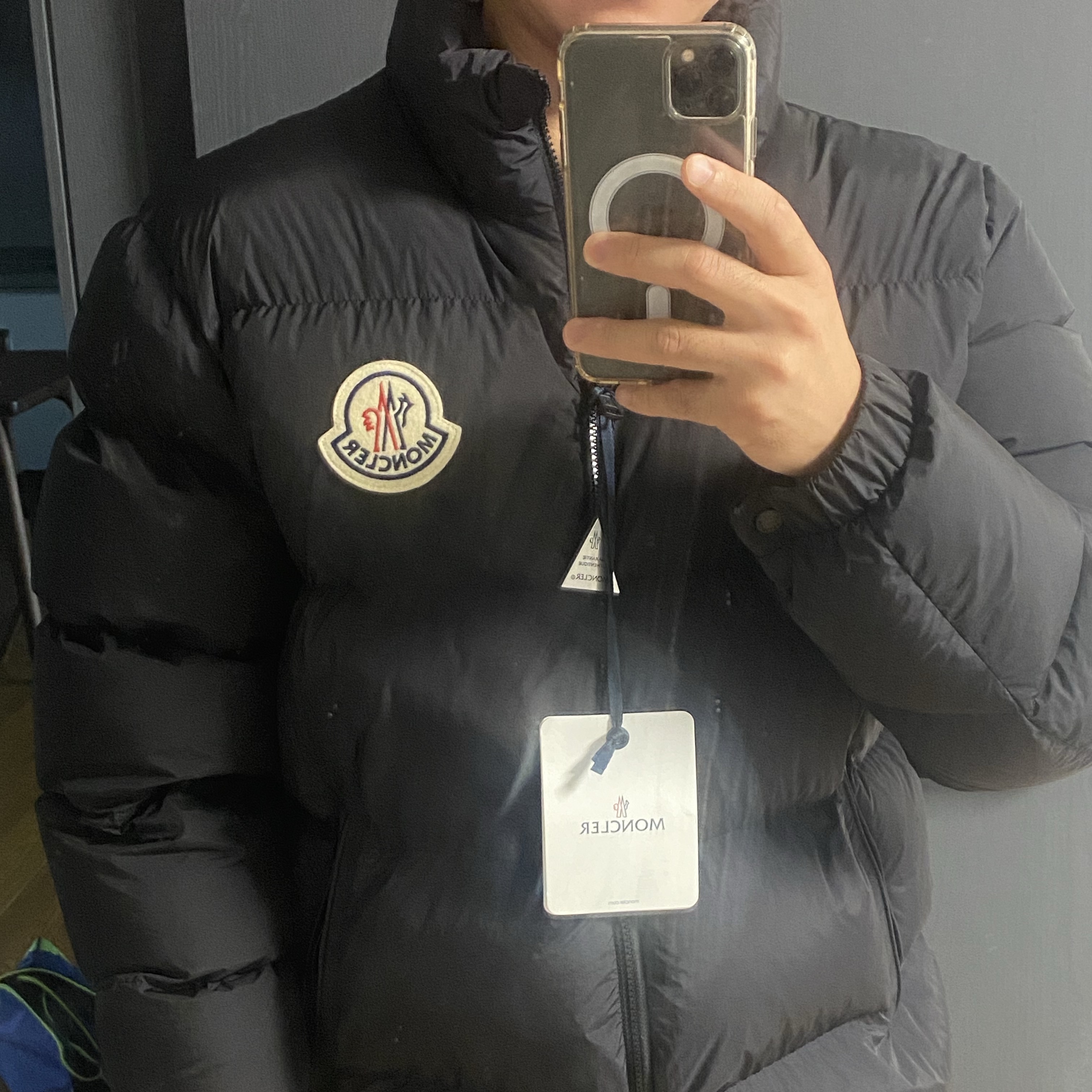 Moncler Citala Short Down Jacket Black - 23FW 착용 스타일