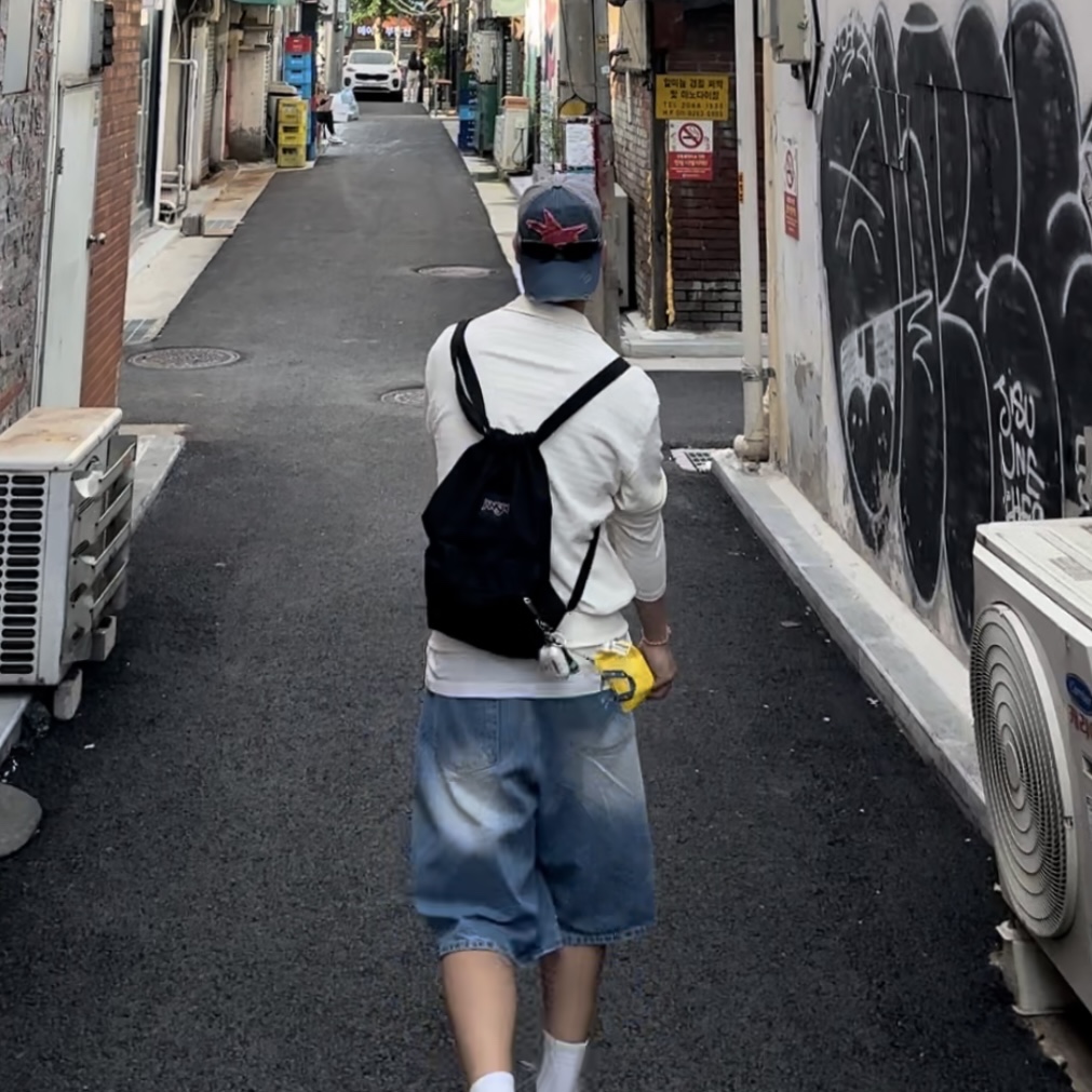 Jansport Draw Sack Black, Asics Gel-1090 Piedmont Grey 착용 스타일