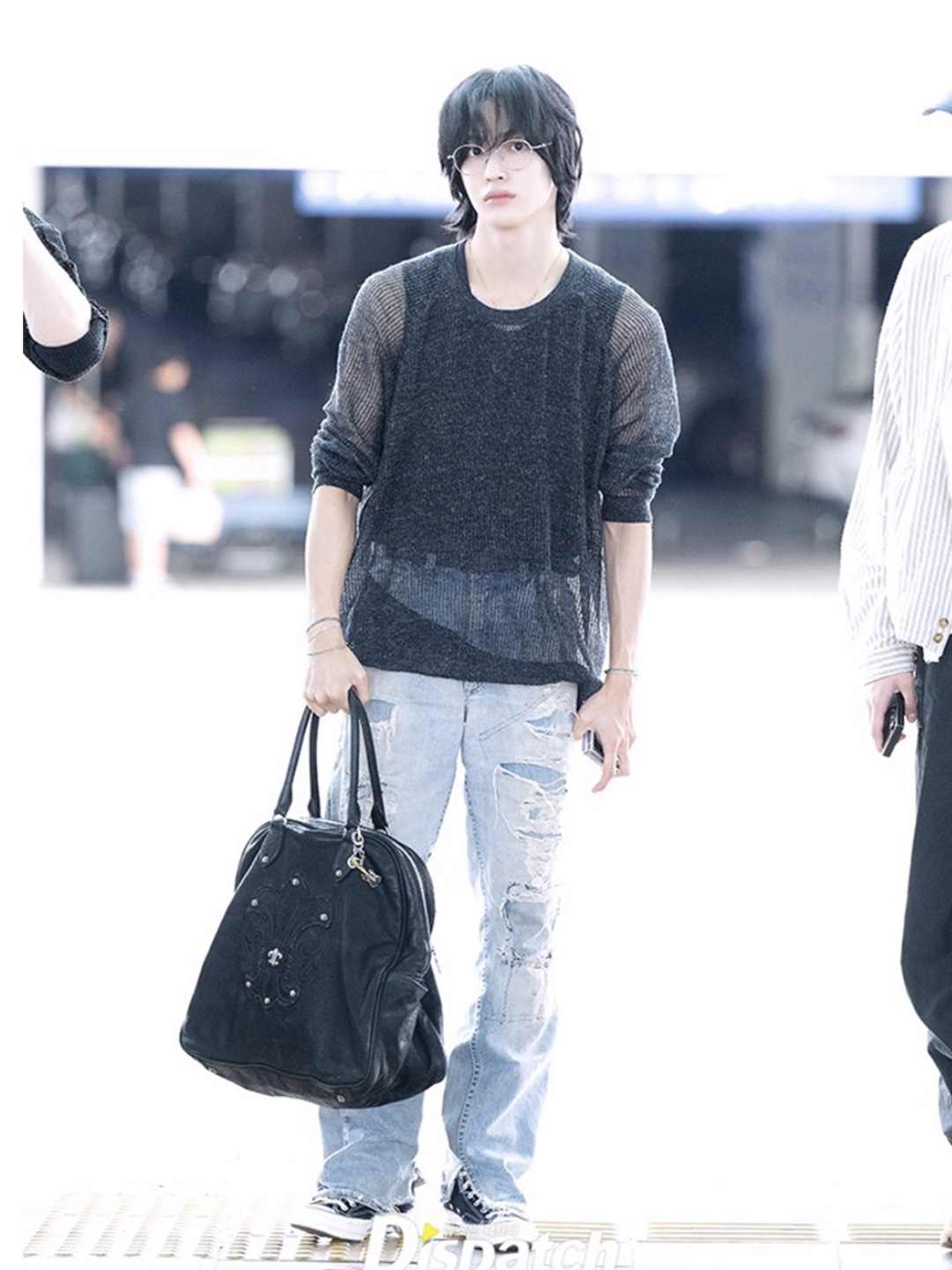 Gentle Monster Ep 02 Silver 착용 스타일 - 1