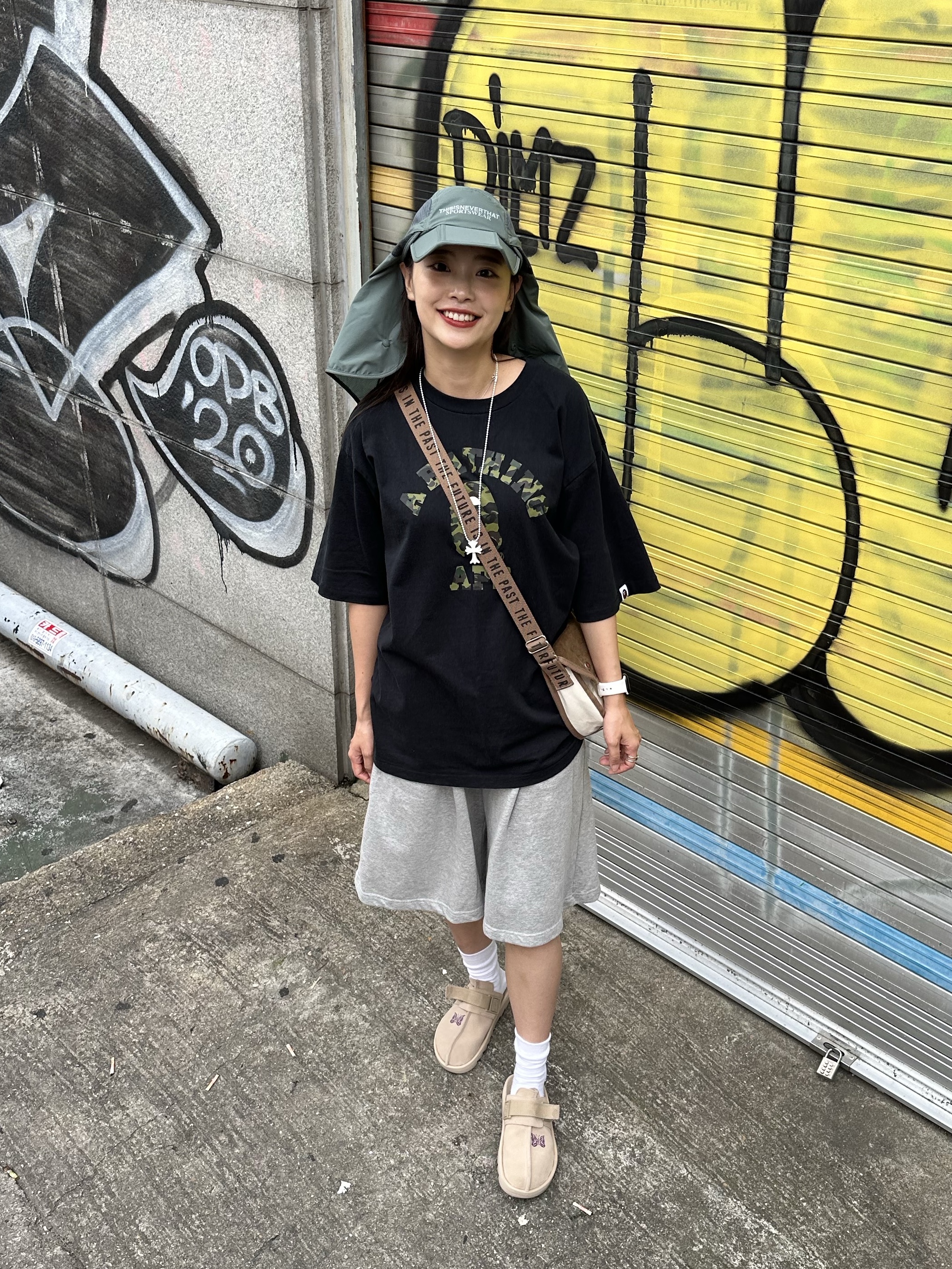 Reebok x Needles Beatnik Beige, Human Made Shoulder Bag Brown 착용 스타일 - 3