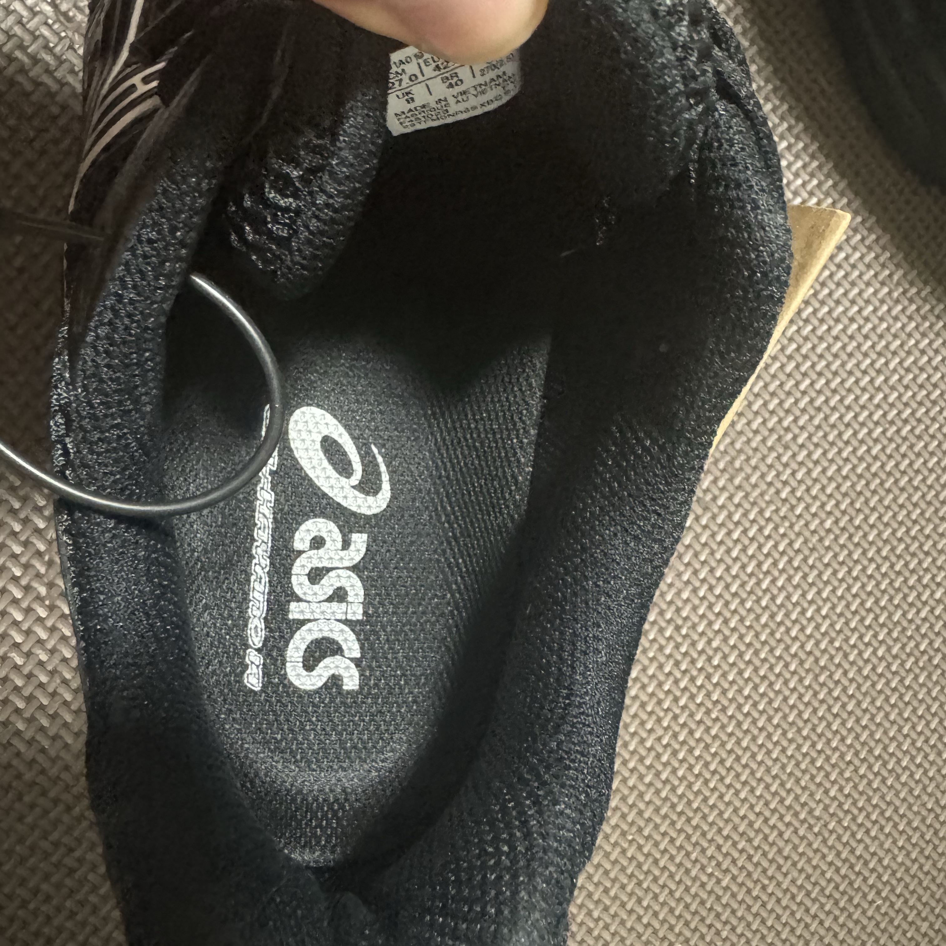 Asics Gel-Kayano 14 Black Pure Silver 착용 스타일 - 6