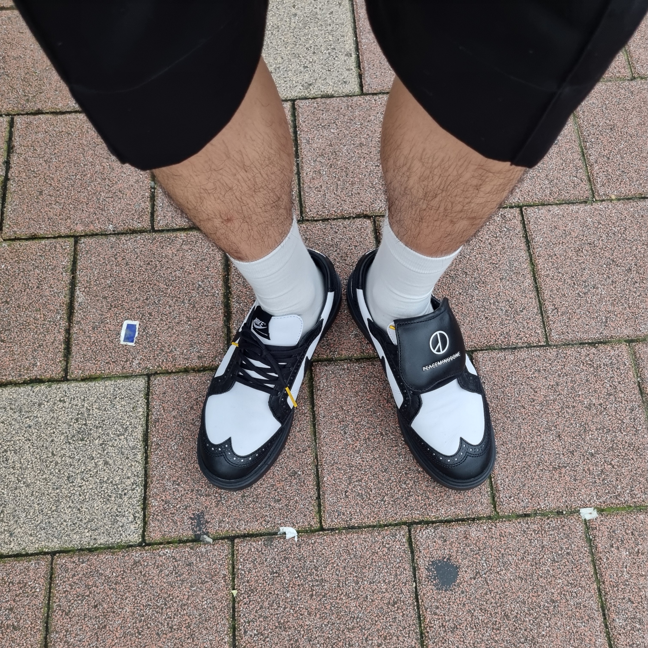 Nike x Peaceminusone Kwondo1 Black and White 착용 스타일 - 2