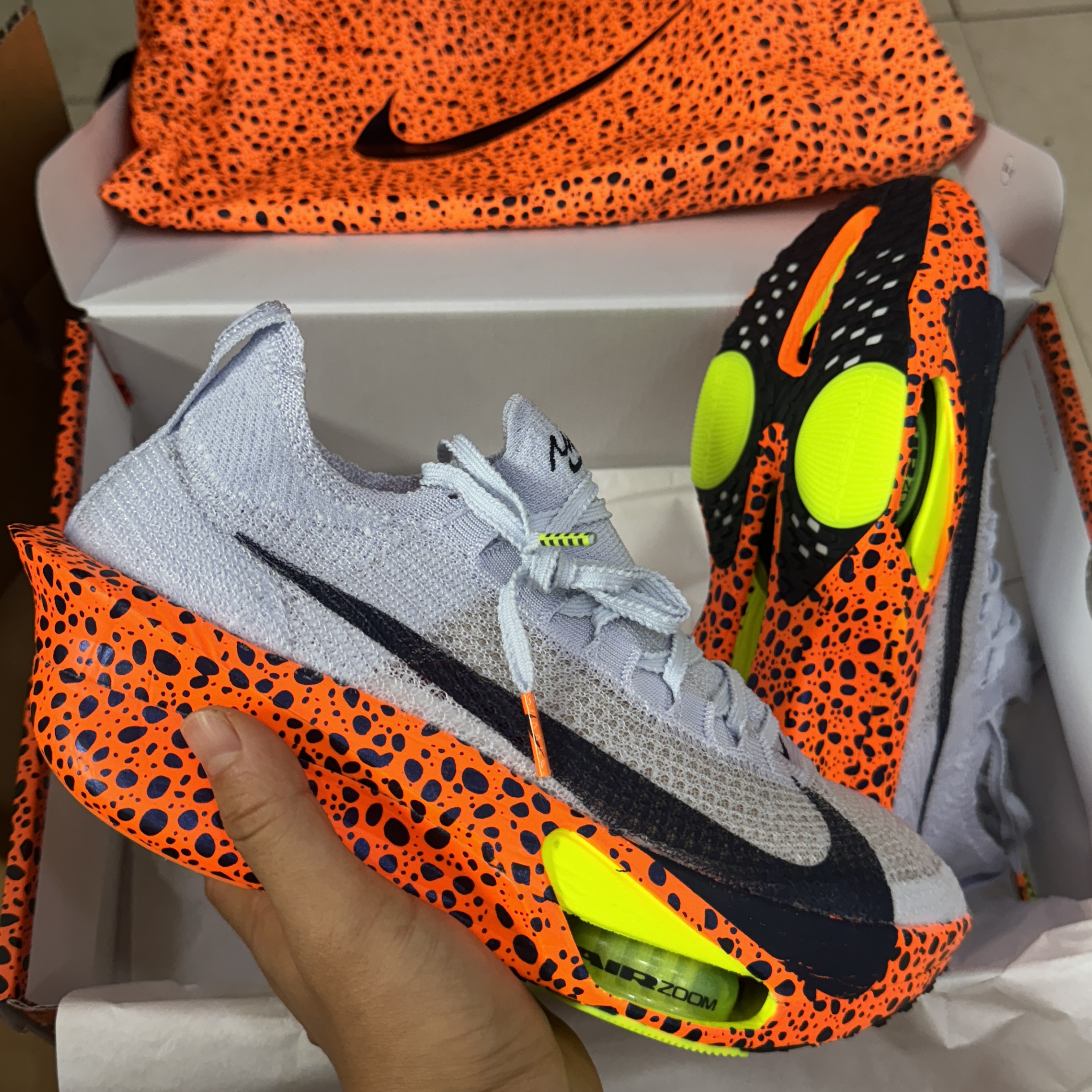 (W) Nike Air Zoom Alphafly Next% 3 Olympic Safari 착용 스타일 - 2