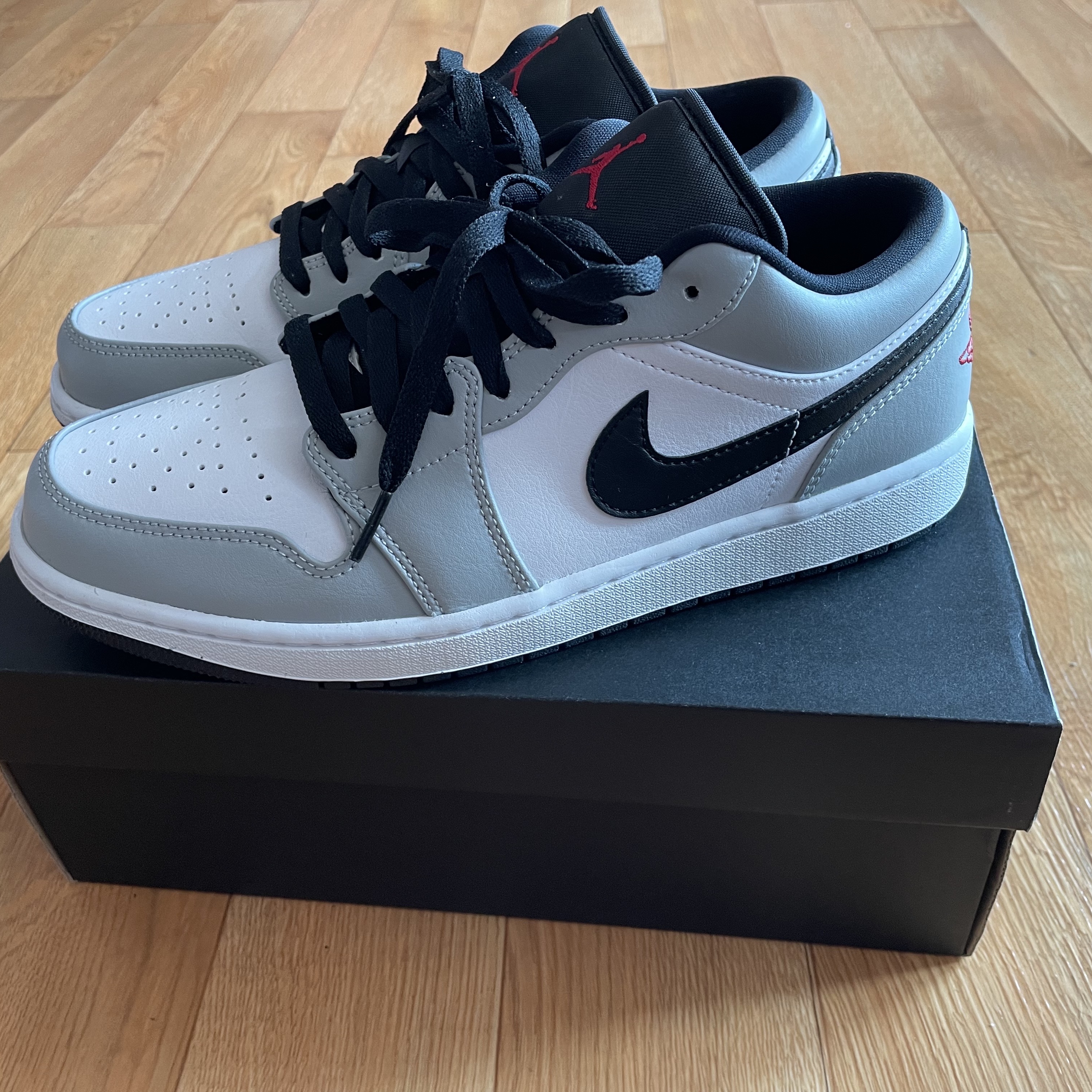 Jordan 1 Low Light Smoke Grey 착용 스타일