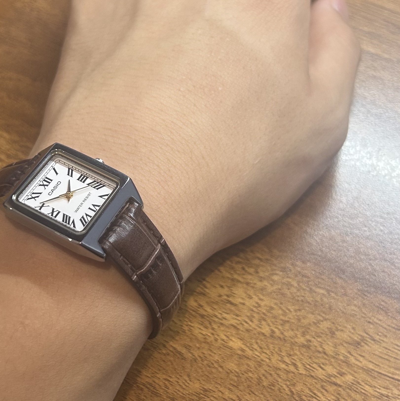 Casio LTP-V007L-7B2 착용 스타일 - 3