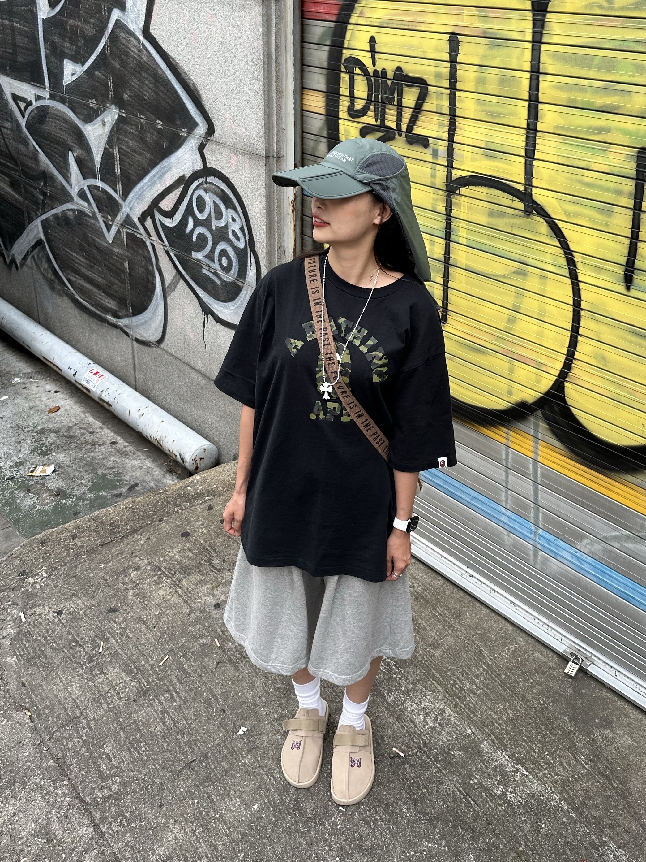 Reebok x Needles Beatnik Beige, Human Made Shoulder Bag Brown 착용 스타일 - 5