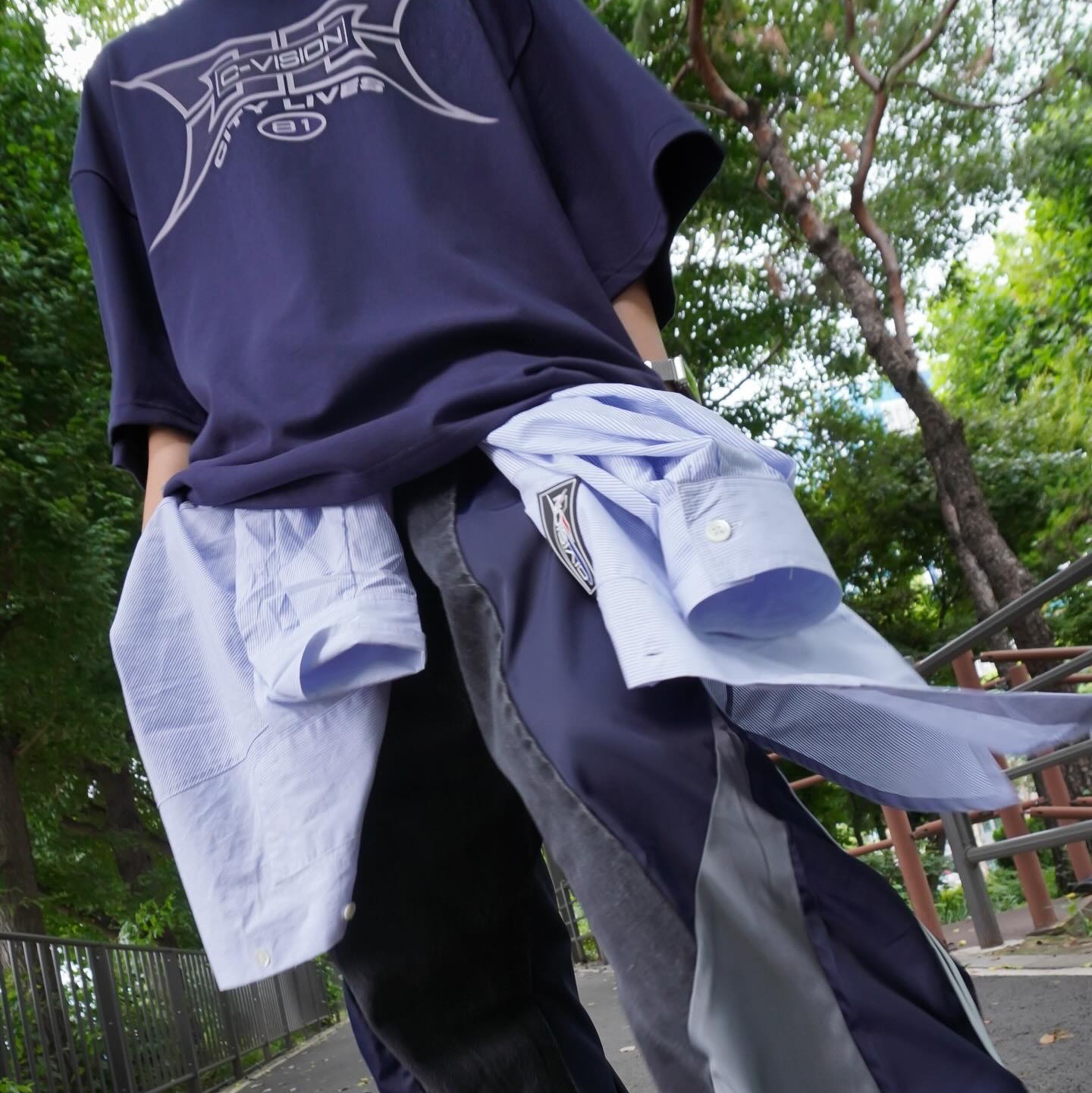 Civision by CSC Hybrid Track Pants Ver.2, Civision by CSC City Lives 81 T-Shirt Navy 착용 스타일 - 4