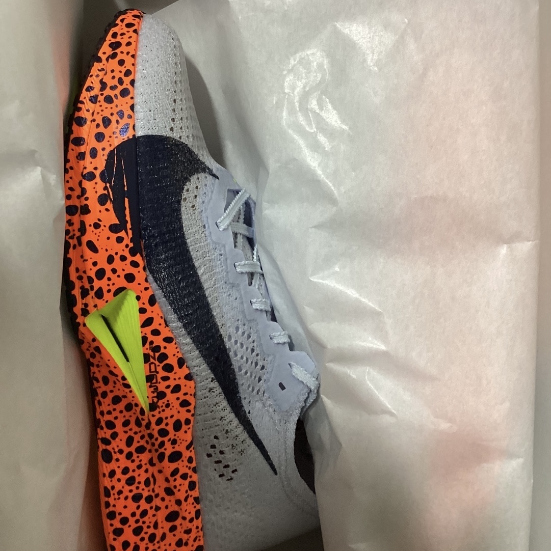 Nike ZoomX Vaporfly Next% 3 Electric 착용 스타일 - 2