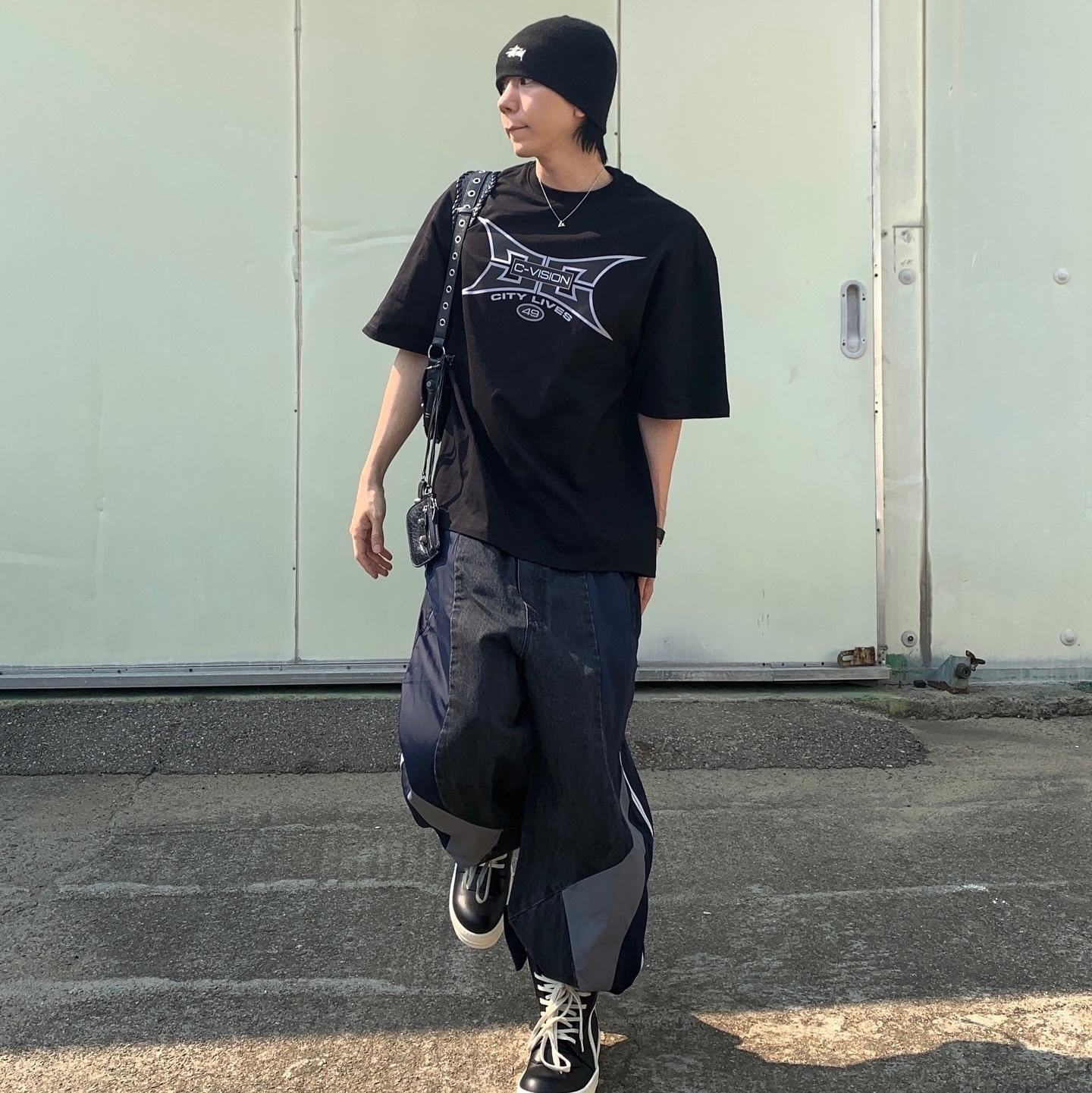 Civision by CSC Hybrid Track Pants Ver.2, Civision by CSC City Lives 49 T-Shirt Black 착용 스타일 - 1