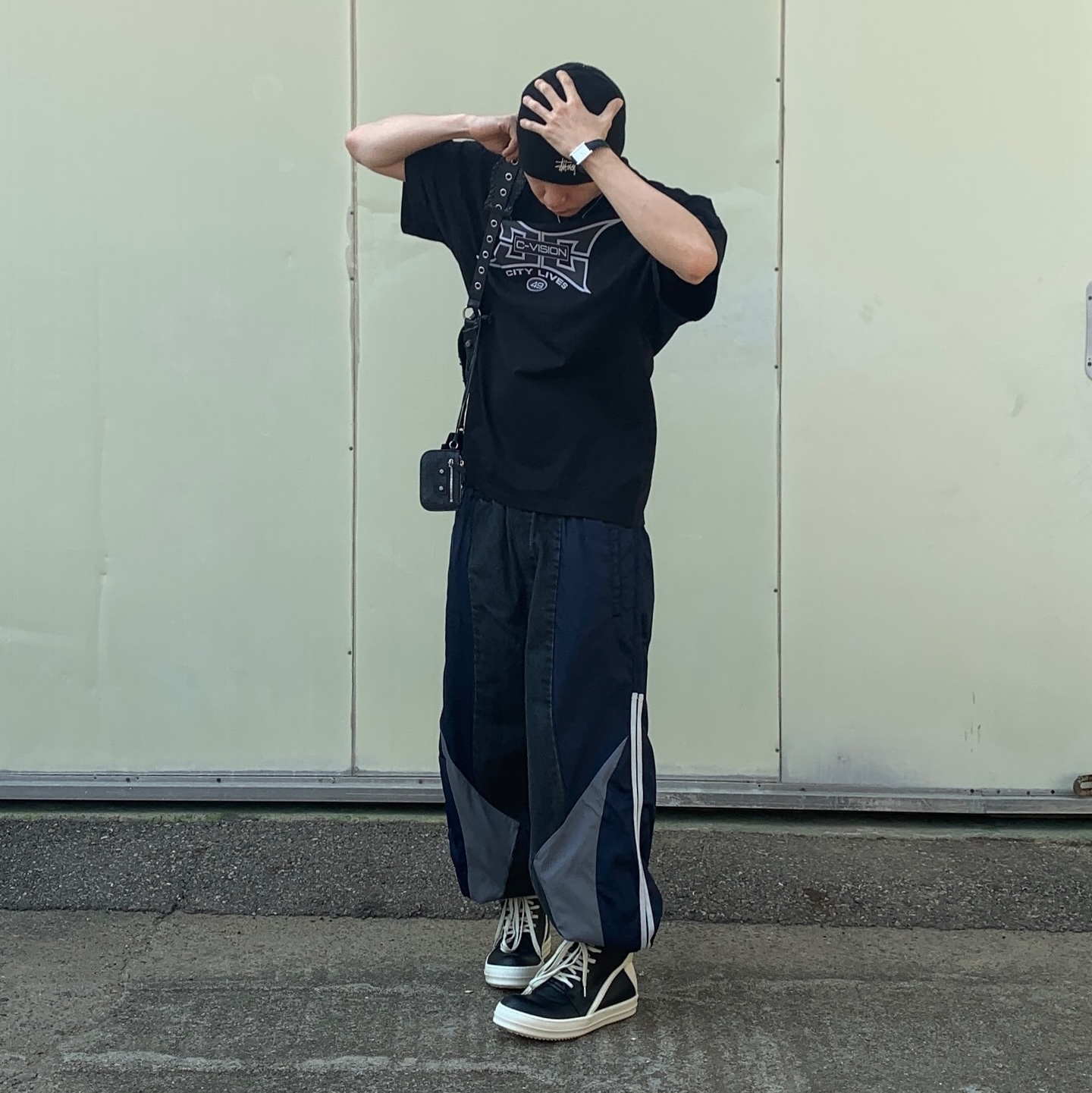 Civision by CSC Hybrid Track Pants Ver.2, Civision by CSC City Lives 49 T-Shirt Black 착용 스타일 - 5
