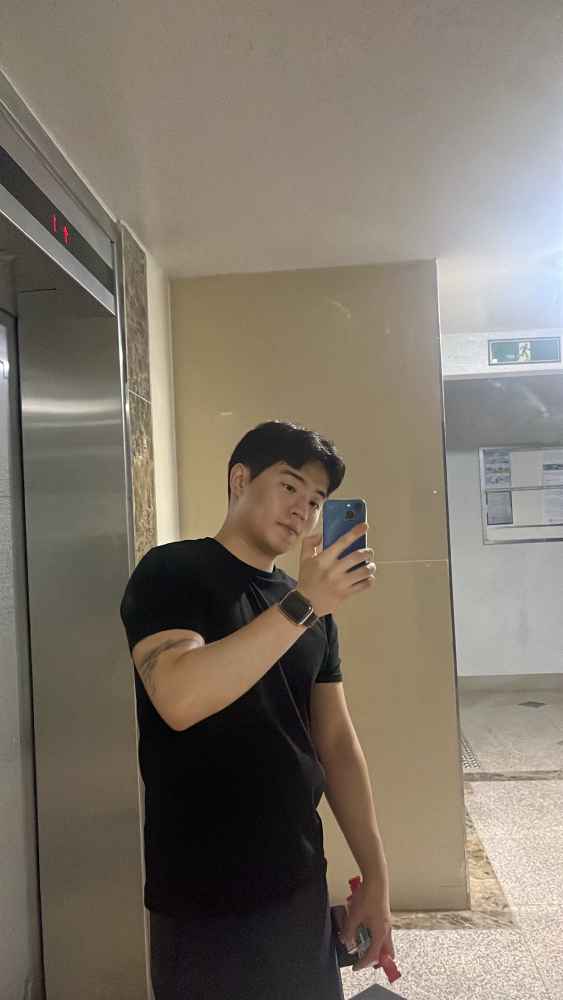 KREAM 프로필 이미지